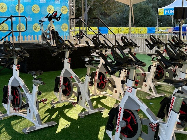Schwinn ACP Exercise Bikes Indoor Cycling Stationary Bike Stages FITNESS CARDIO