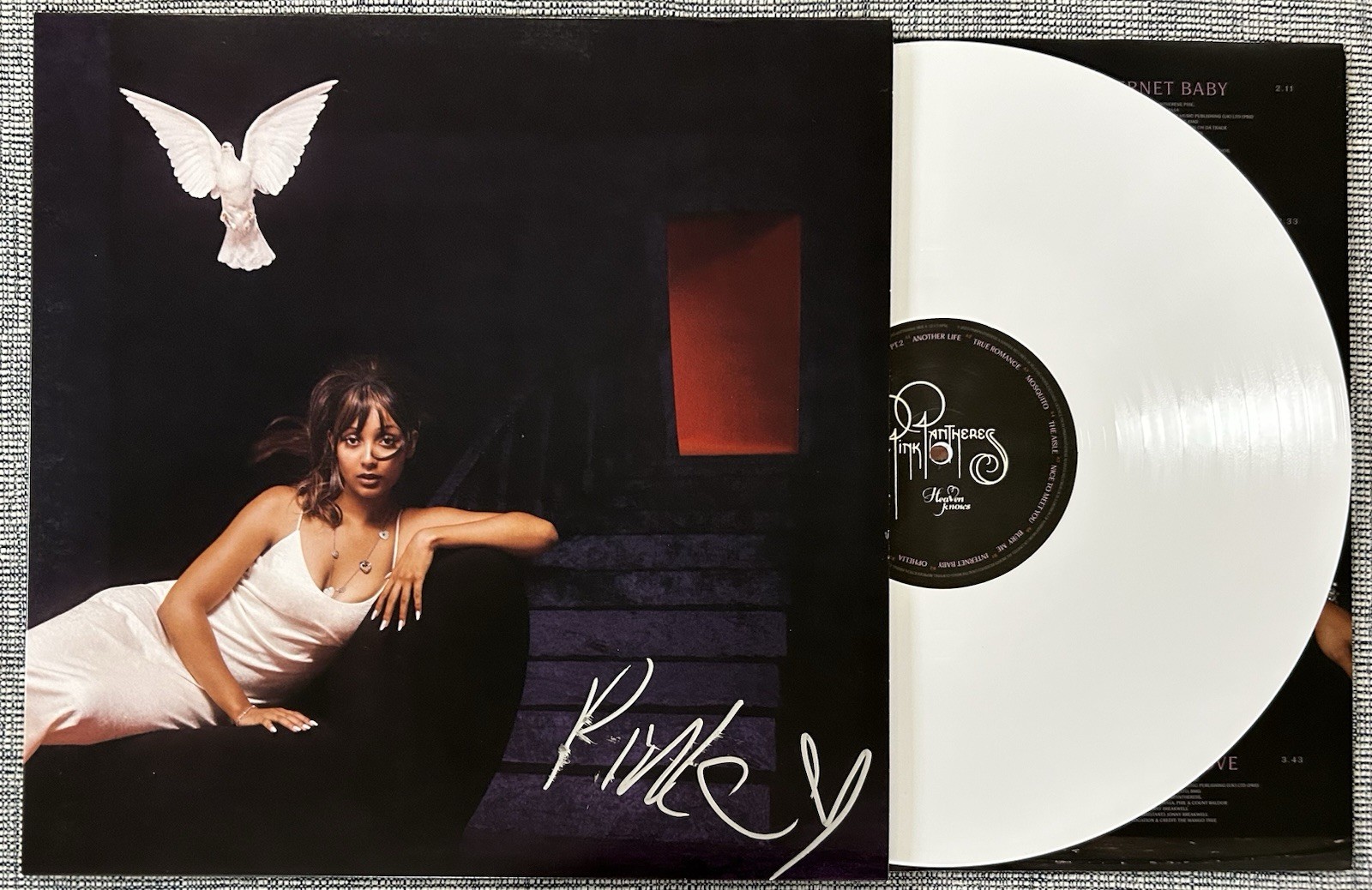 PINKPANTHERESS SIGNED HEAVEN KNOWS VINYL LP RARE CHARLI XCX - BECKETT COA PINKPANTHERESS SIGNED HEAVEN KNOWS VINYL LP RARE CHARLI XCX - BECKETT COA