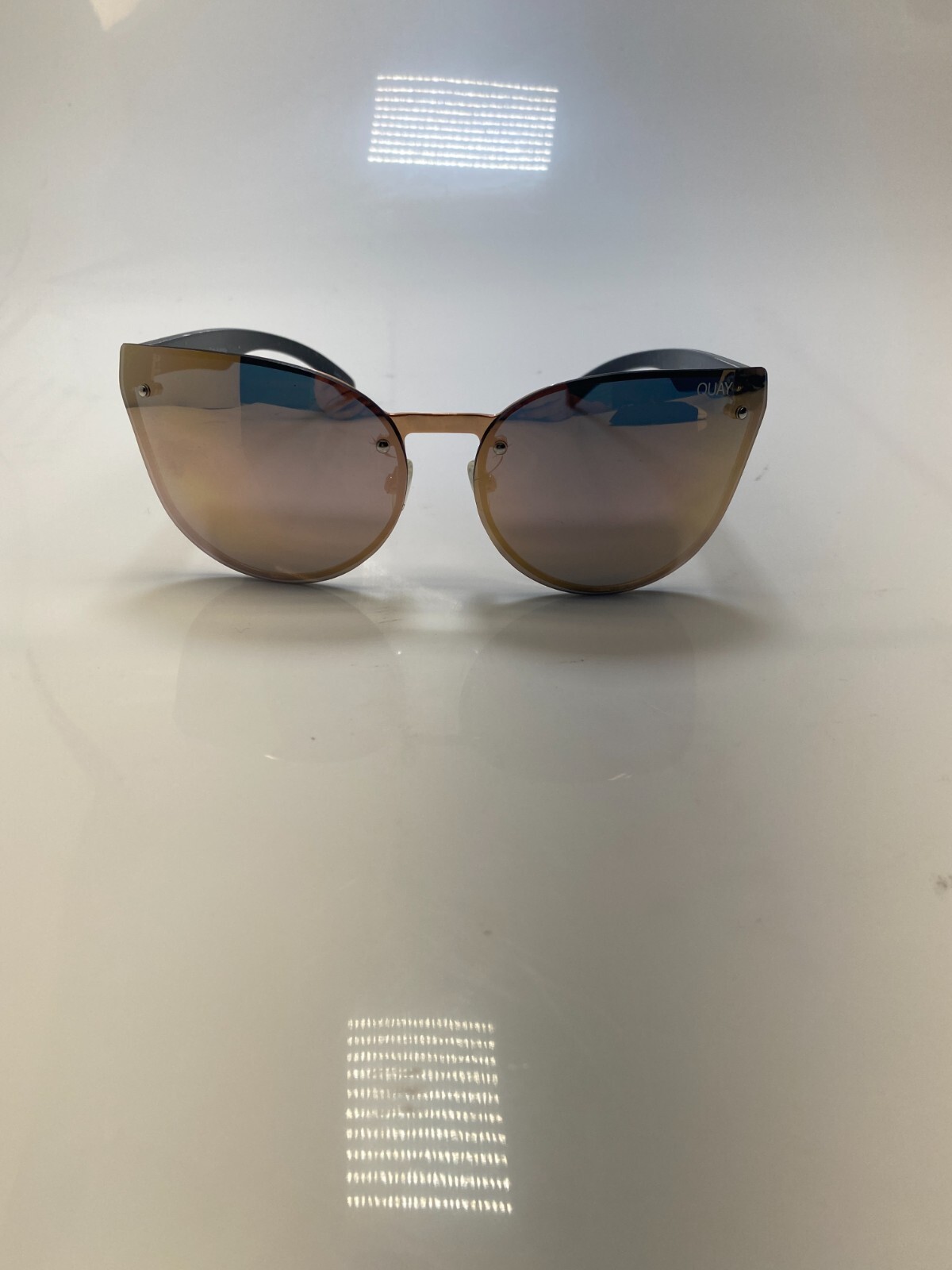 Q/A Quay Australia Higher Love Mirror Lens Rimeless Rose Gold Sunglasses Q/A Quay Australia Higher Love Mirror Lens Rimeless Rose Gold Sunglasses