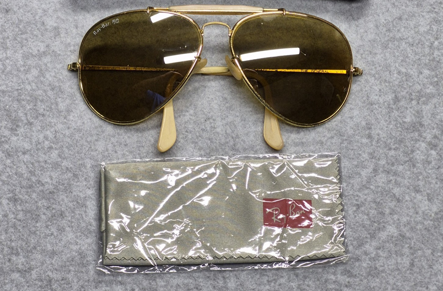 Vintage B&L Ray-Ban The General RB-50 60-14 Aviator 1987 USA Ambermatic BL Lens