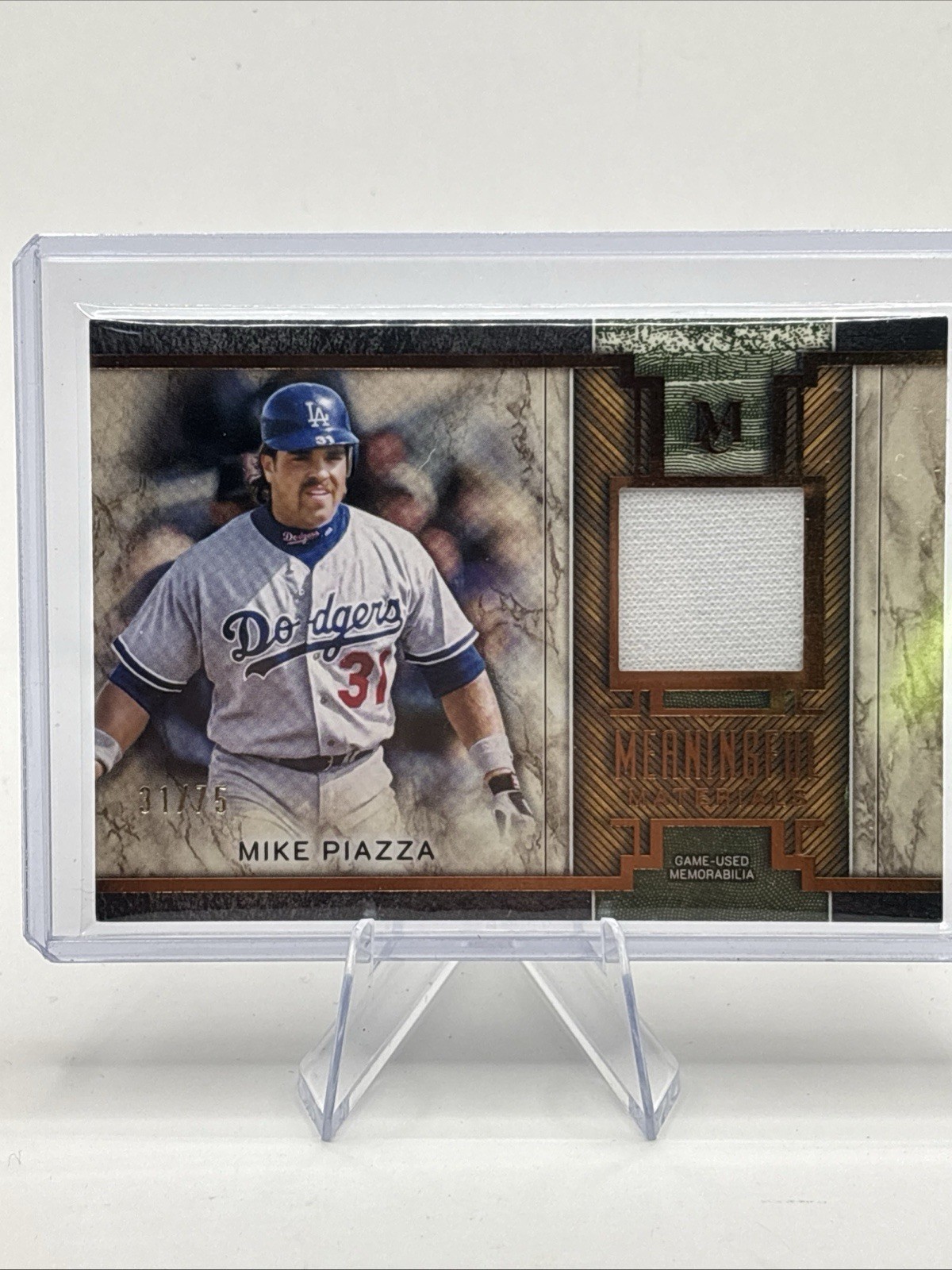 2025 Topps Museum Collection Meaningful Material Relic Mike Piazza /75 #MMR-MP 2025 Topps Museum Collection Meaningful Material Relic Mike Piazza /75 #MMR-MP