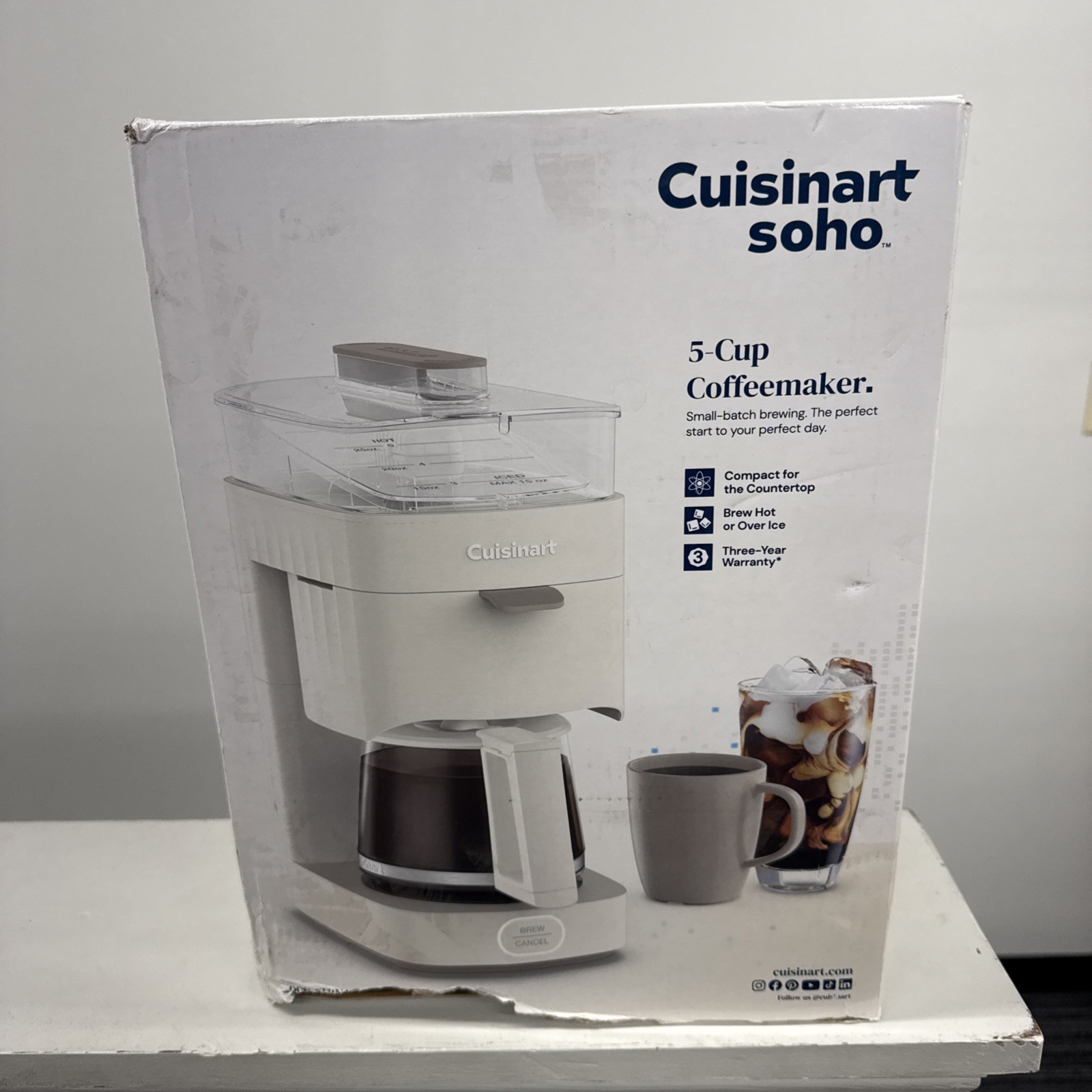 Cuisinart Soho 5 Cup Hot/ Over Ice Brewing Coffeemaker, Truffle -New Damaged Box