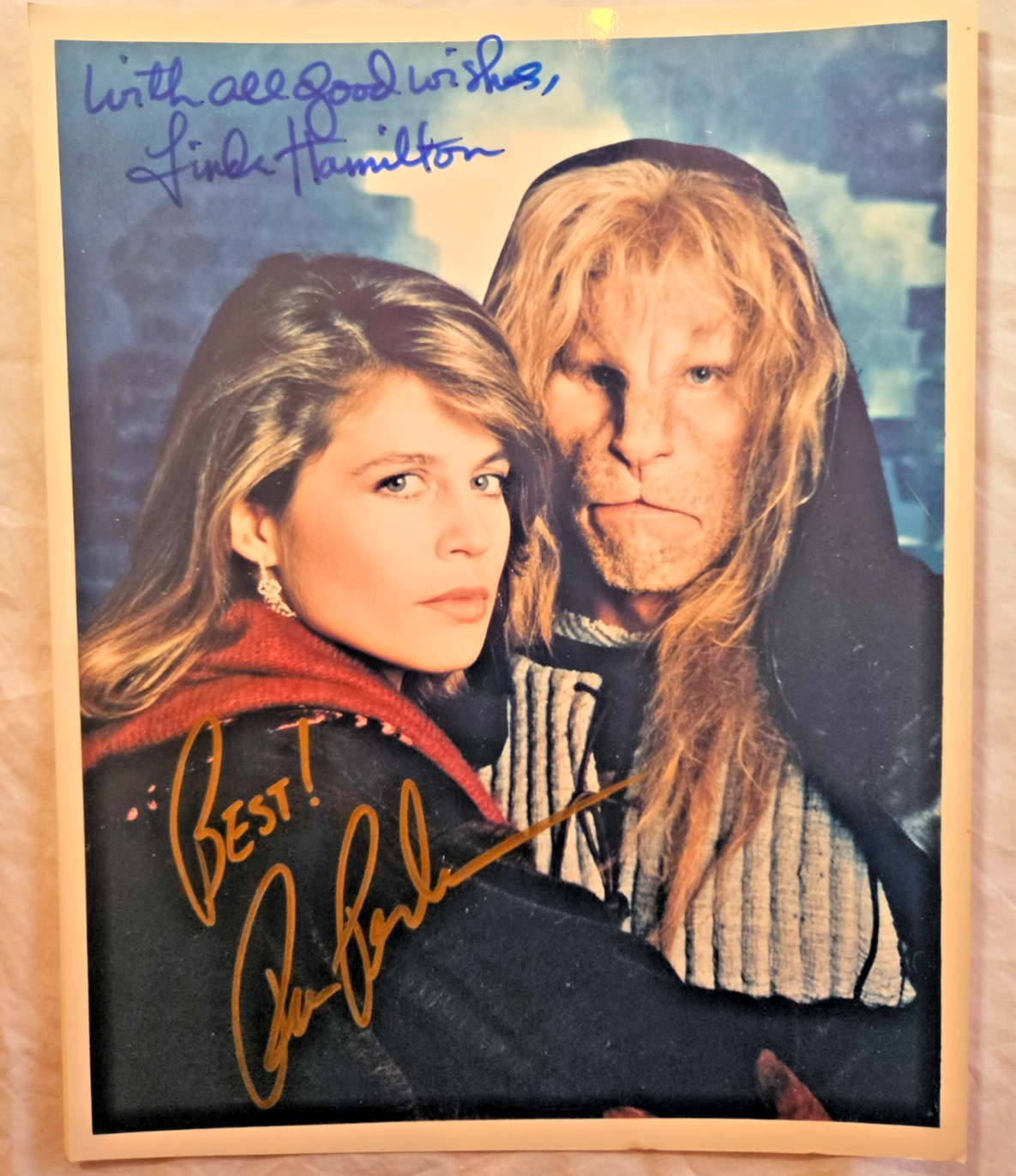 Vintage Ron Pearlman & Linda Hamilton signed 8x10 Beauty and the Beast