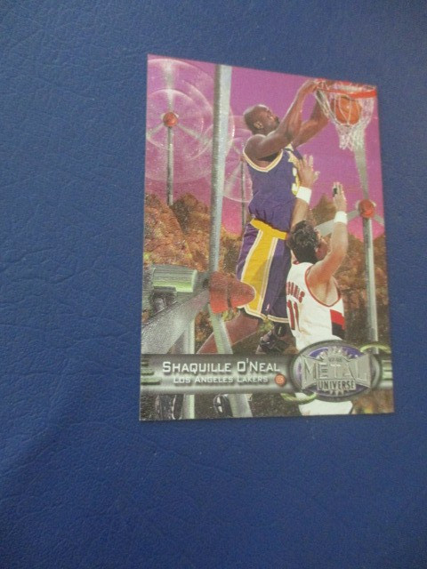 SkyBox 1997-98 Metal Universe Reebok Shaquille O'Neal Lakers #50 