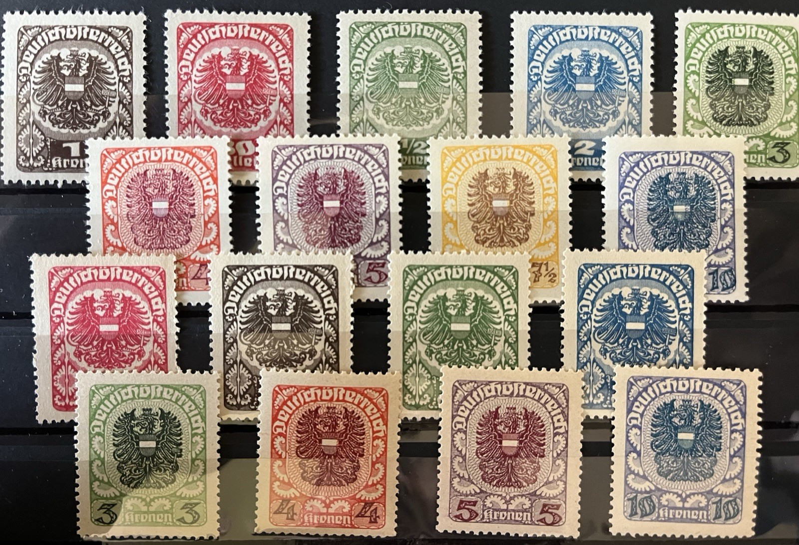 OLD AUSTRIA - 1st Republic - 1920/21 - Coat of Arms - Collection of MNH Stamps OLD AUSTRIA - 1st Republic - 1920/21 - Coat of Arms - Collection of MNH Stamps