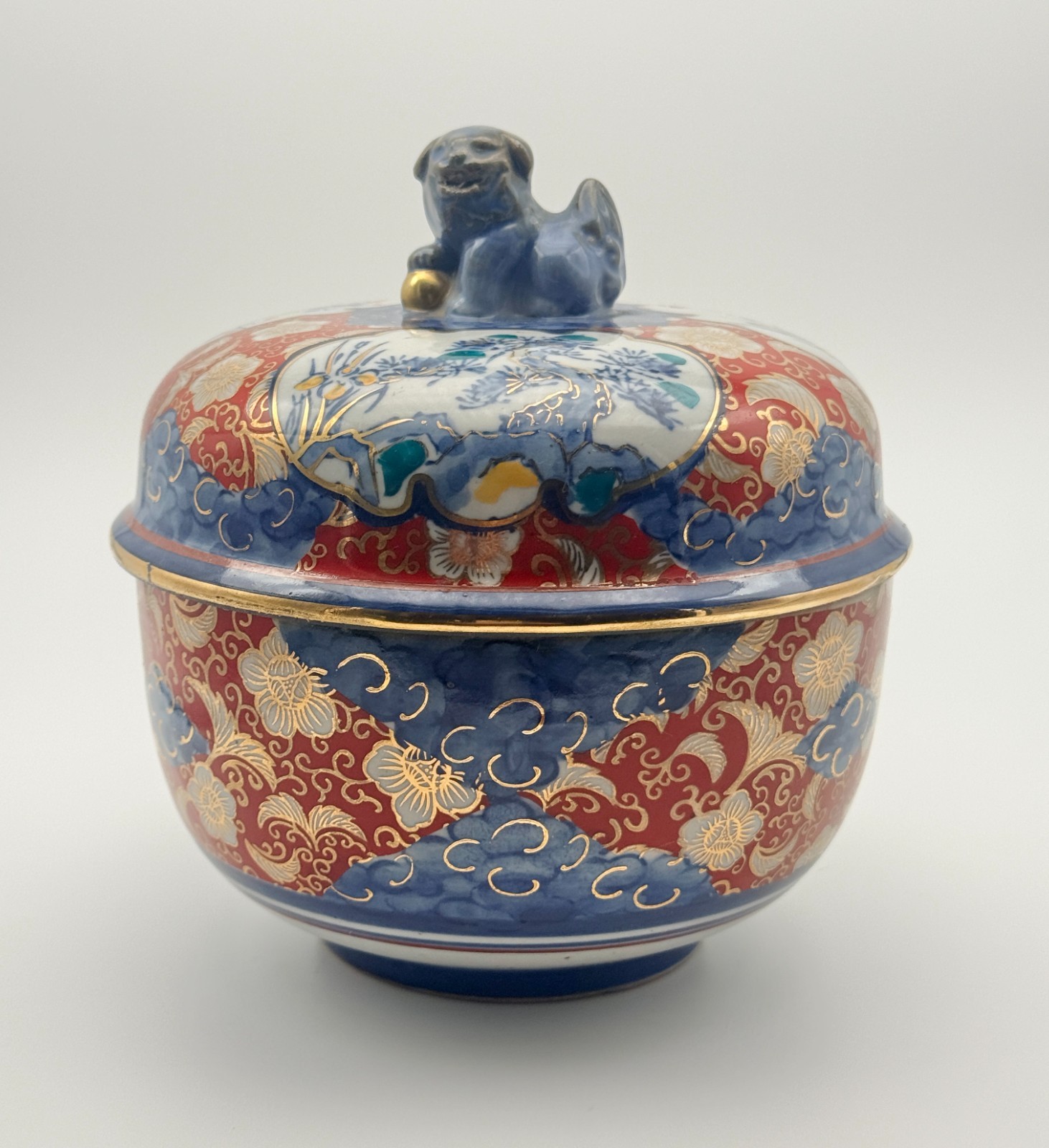 Vintage 1980s Imperial Imari Japan Porcelain Lidded Bowl Shishi Foo Dog Finial