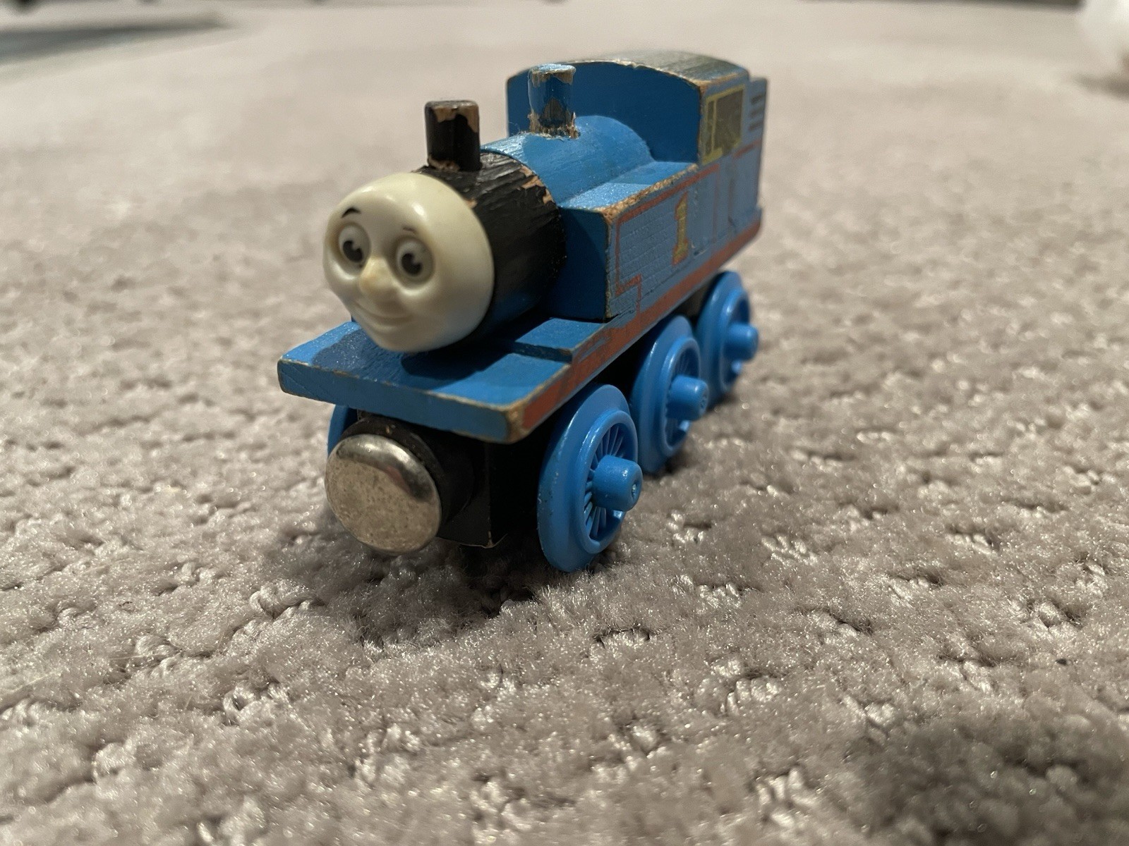 RARE 1993 Thomas Wooden Railway 1st Year 2 Staples Flat magnets