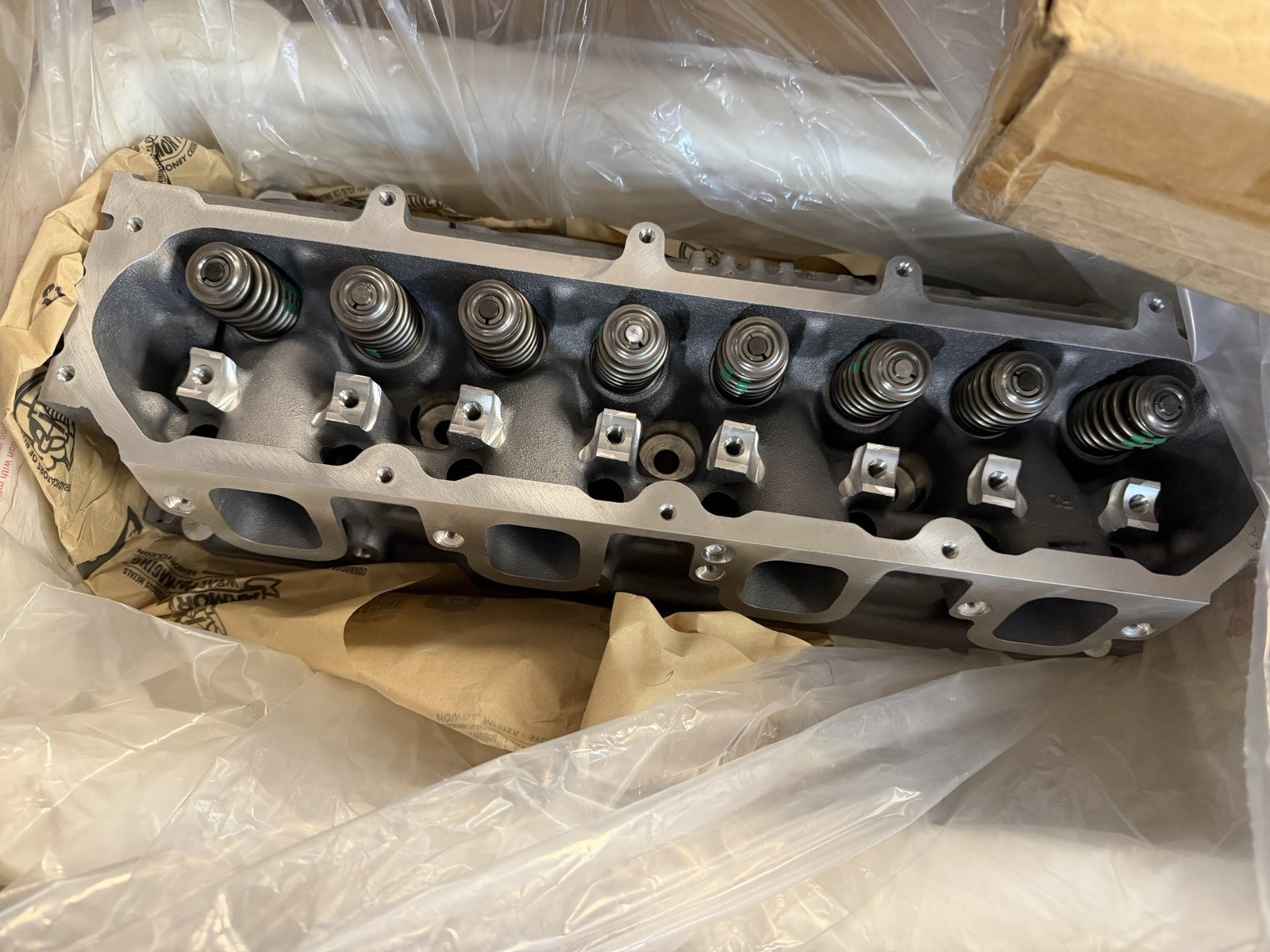 BRAND NEW GM Cylinder Head Assembly - AC Delco (12698289) *FREE SHIPPING*