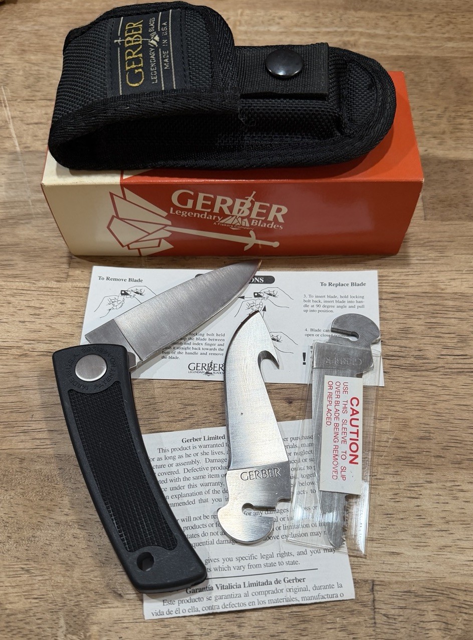 Vintage Gerber Bolt-Action Knife With Nylon Sheath 3 Blades Box Paperwork 7026 Vintage Gerber Bolt-Action Knife With Nylon Sheath 3 Blades Box Paperwork 7026
