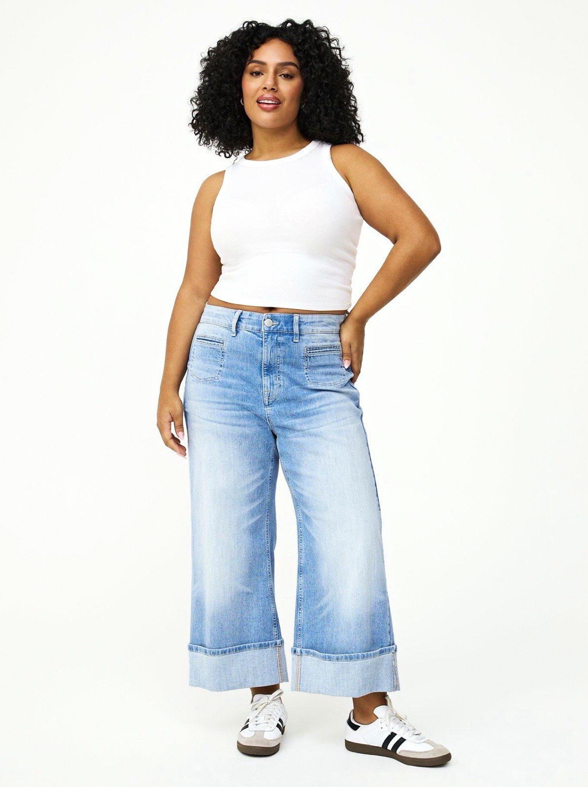 Torrid Size 10 High Rise Wide Leg Crop Jeans Medium Wash Oversized Cuff