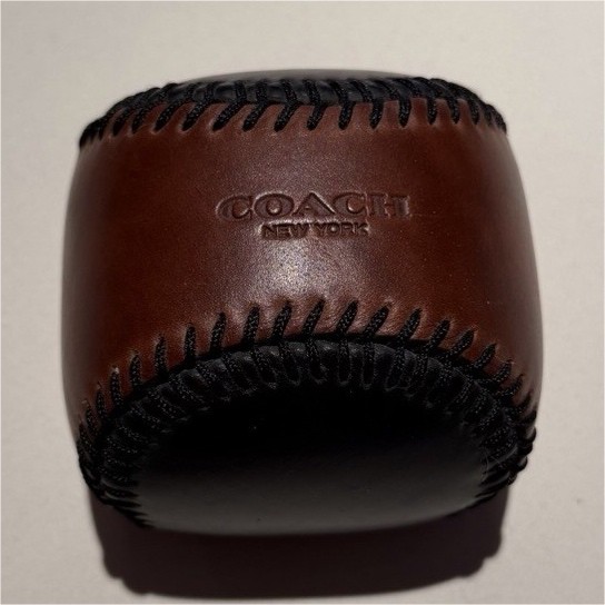 Genuine COACH Leather Paperweight Brown/Black – Rare Collectible – As New Genuine COACH Leather Paperweight Brown/Black – Rare Collectible – As New