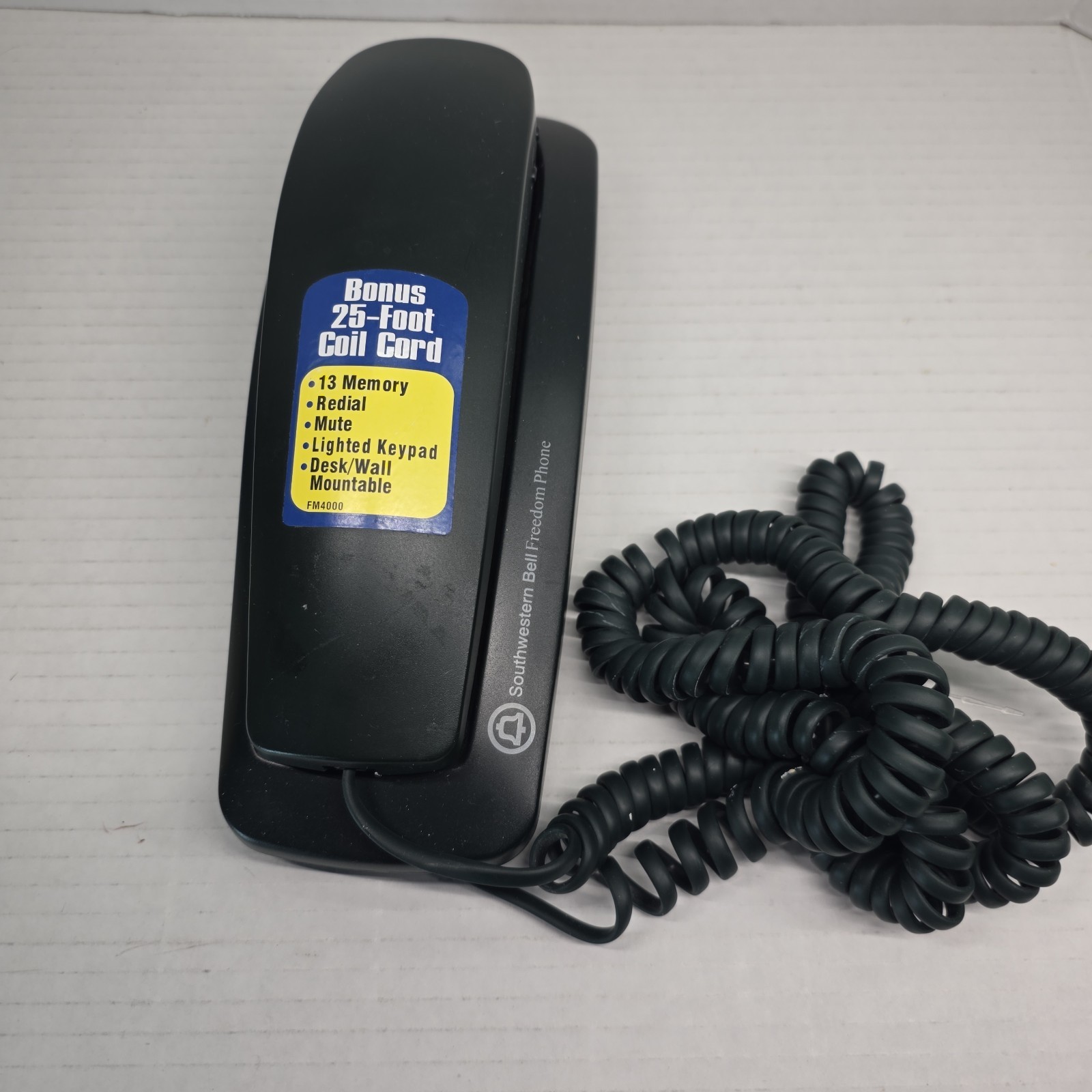 VTG Southwestern Bell FM4000 FG Green Corded Wall Desk Phone Coil Cord UNTESTED