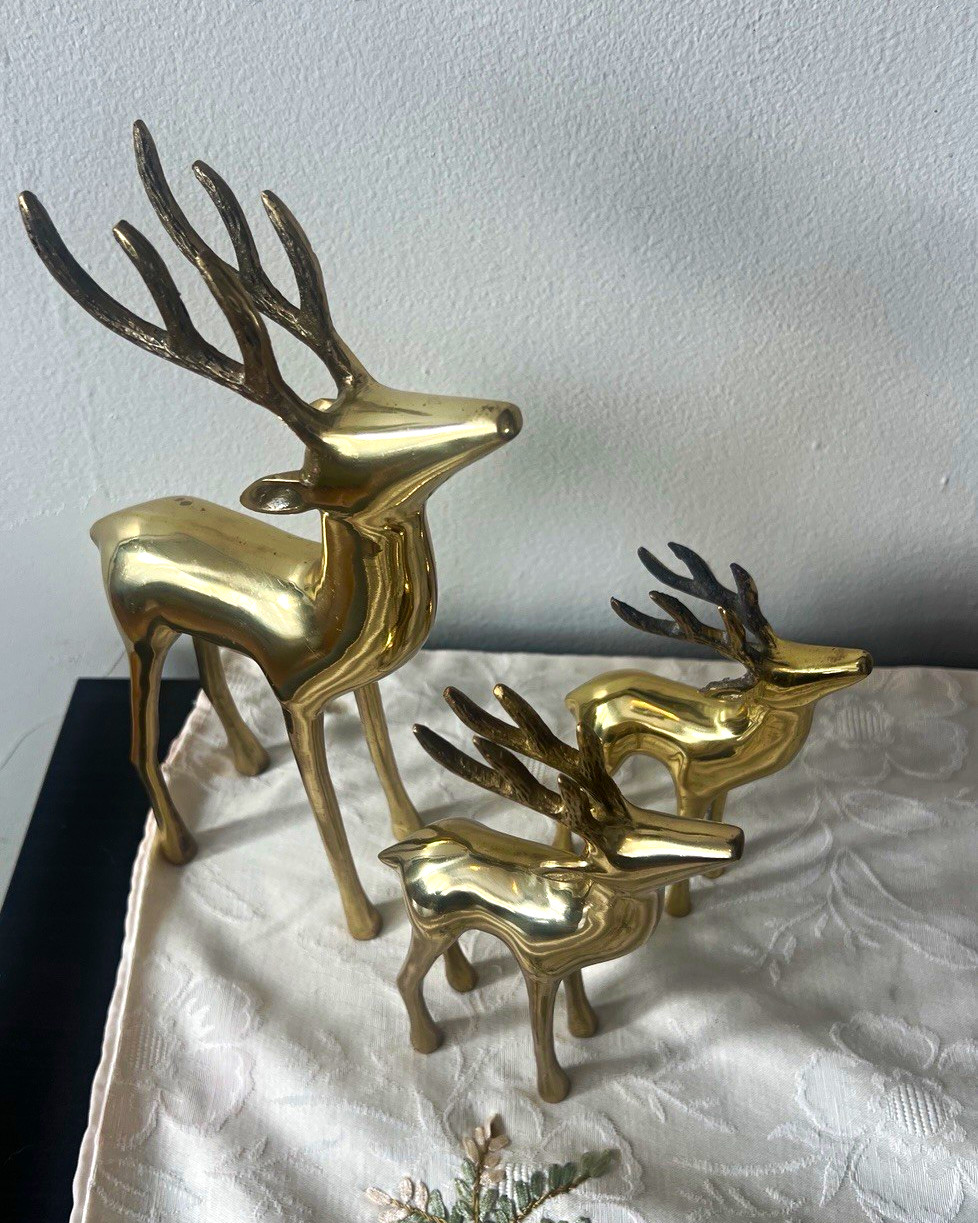 Vintage Solid Brass Deer Family Figurines - Set of 3 Reindeer Statues Vintage Solid Brass Deer Family Figurines - Set of 3 Reindeer Statues