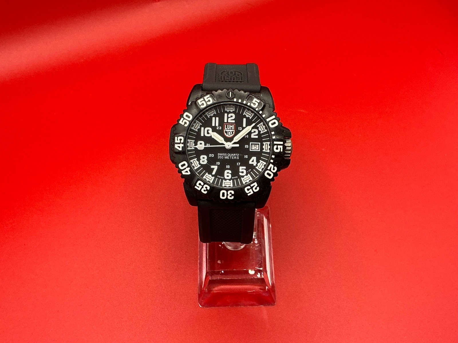 LUMINOX SERIES 3050/3950 NAVY SEAL CARBON FIBER 44MM SWISS MILITARY DIVER WATCH LUMINOX SERIES 3050/3950 NAVY SEAL CARBON FIBER 44MM SWISS MILITARY DIVER WATCH