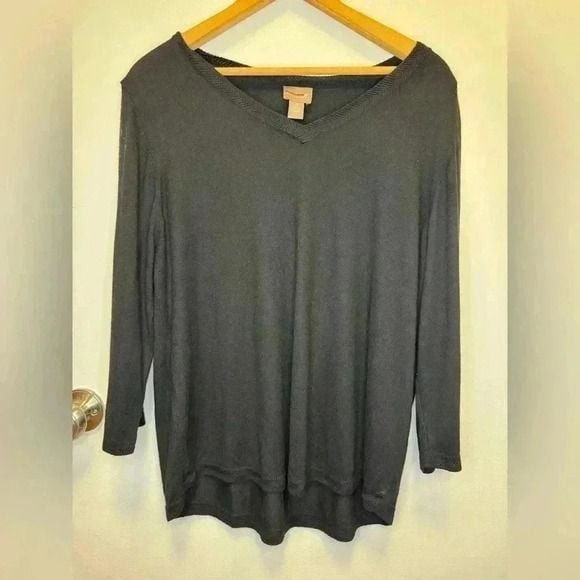 Chico’s women’s black pullover top oversized lightweight knitted v-neck size 3 Chico’s women’s black pullover top oversized lightweight knitted v-neck size 3