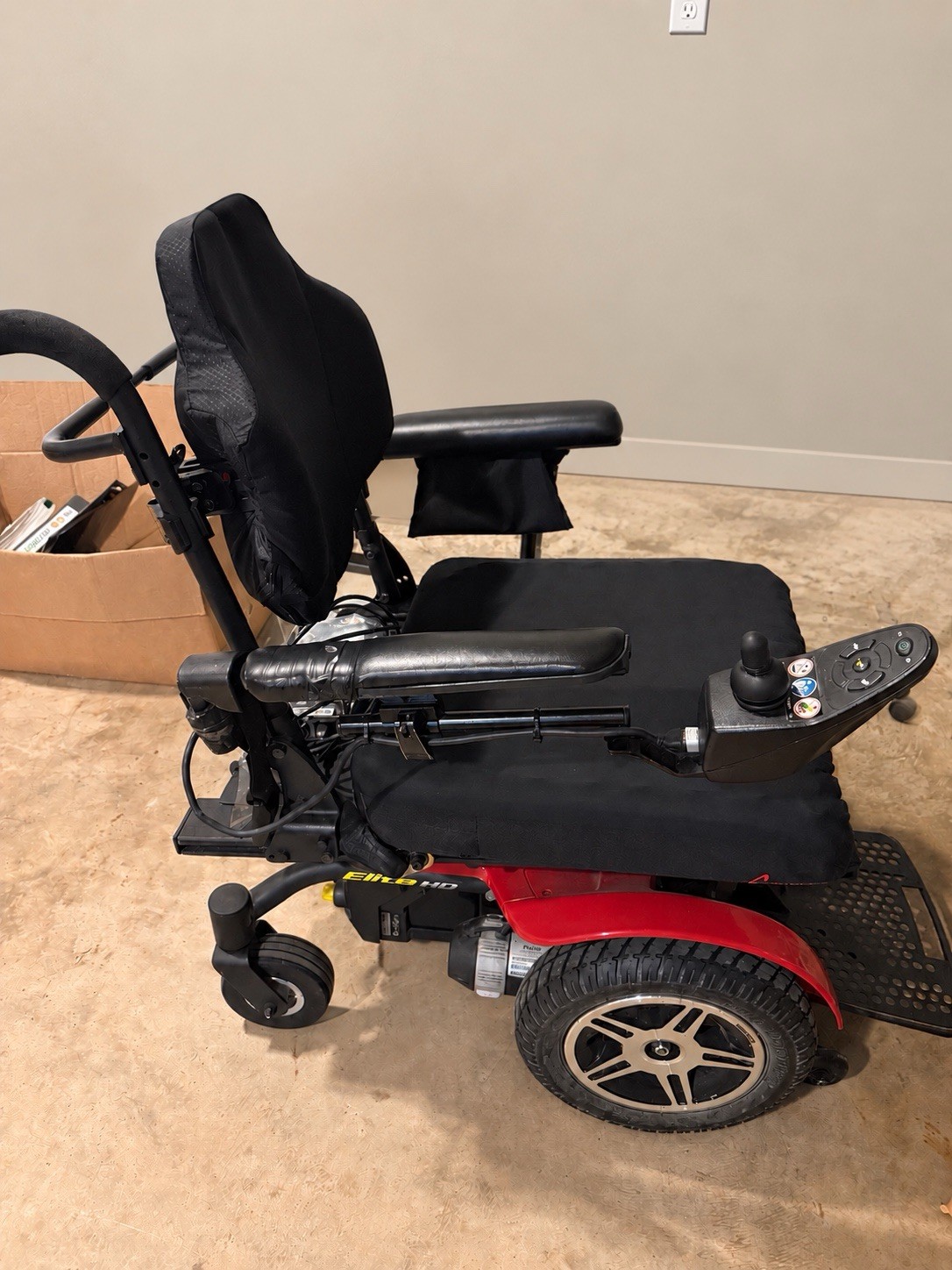 Pride Jazzy Elite HD Heavy Duty Power Wheelchair Electric Mobility Chair Pride Jazzy Elite HD Heavy Duty Power Wheelchair Electric Mobility Chair