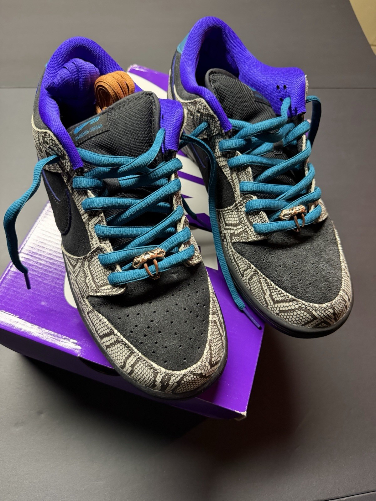 Size 13 - Dashawn Jordan x Nike Dunk SB Low Copperhead Pre Owned Diamondbacks Size 13 - Dashawn Jordan x Nike Dunk SB Low Copperhead Pre Owned Diamondbacks