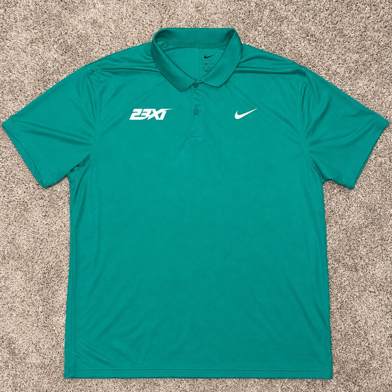 Nike Golf Polo 23XI Racing Turqoise (XL) Bubba Wallace Nike Golf Polo 23XI Racing Turqoise (XL) Bubba Wallace