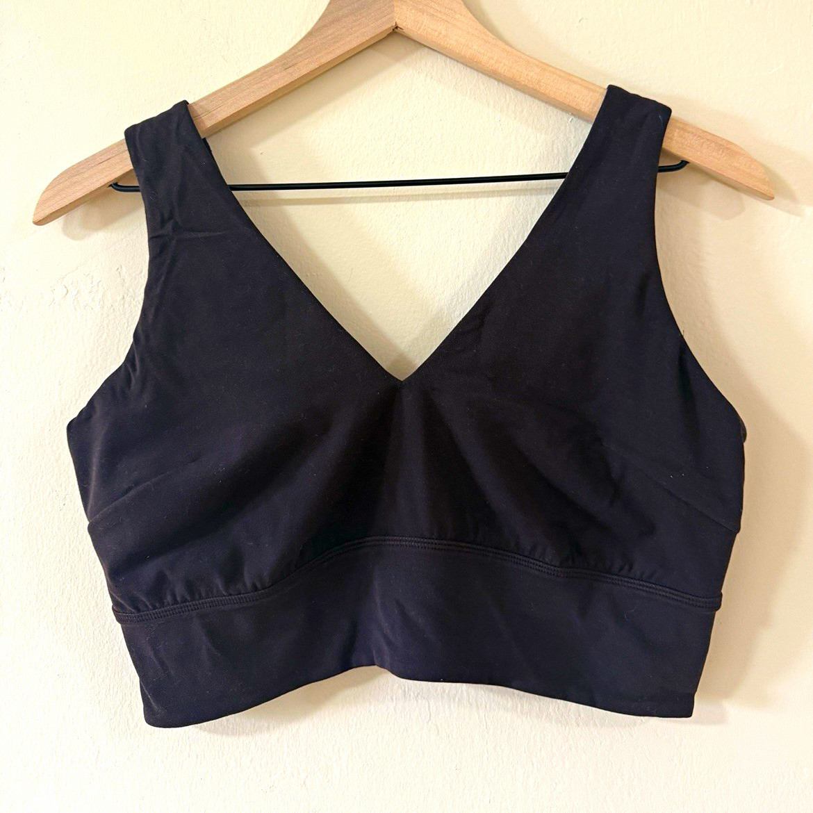 lululemon align V-neck Bra Brown Wireless Full Coverage L DDD/G Cup lululemon align V-neck Bra Brown Wireless Full Coverage L DDD/G Cup