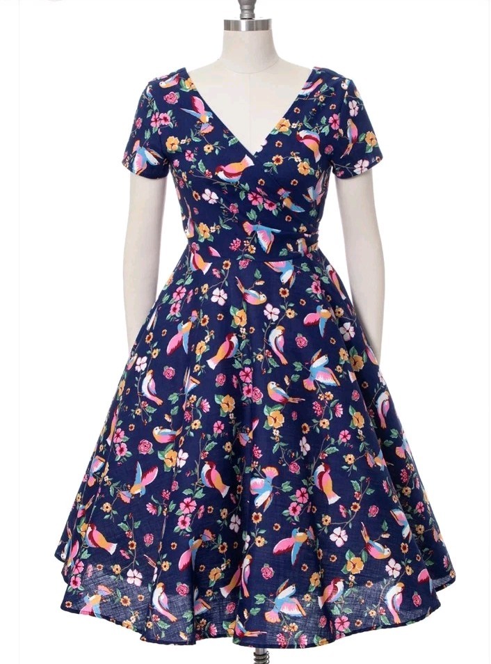 NWT Collectif Vintage Maria Charming Bird Swing Dress Size Large