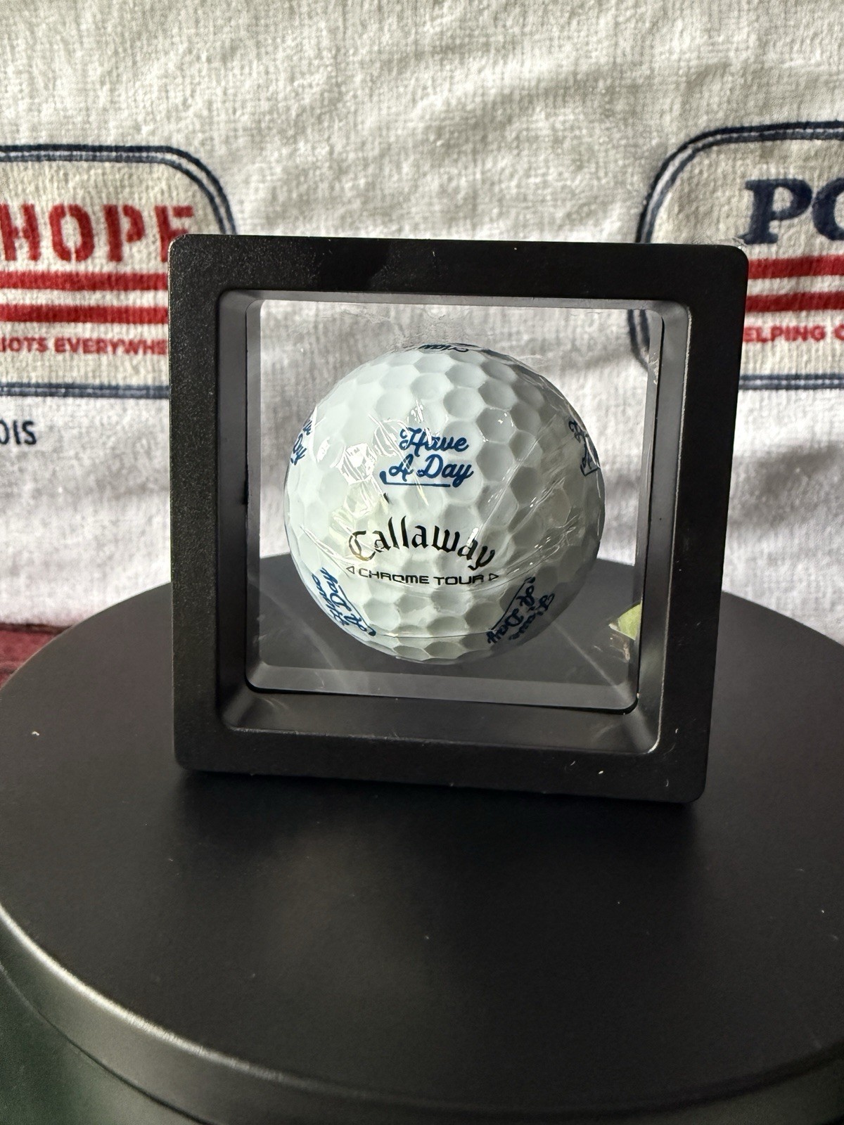 Callaway Chrome Tour BOB DOES SPORTS Golf Ball Have A Day logo With Case Callaway Chrome Tour BOB DOES SPORTS Golf Ball Have A Day logo With Case