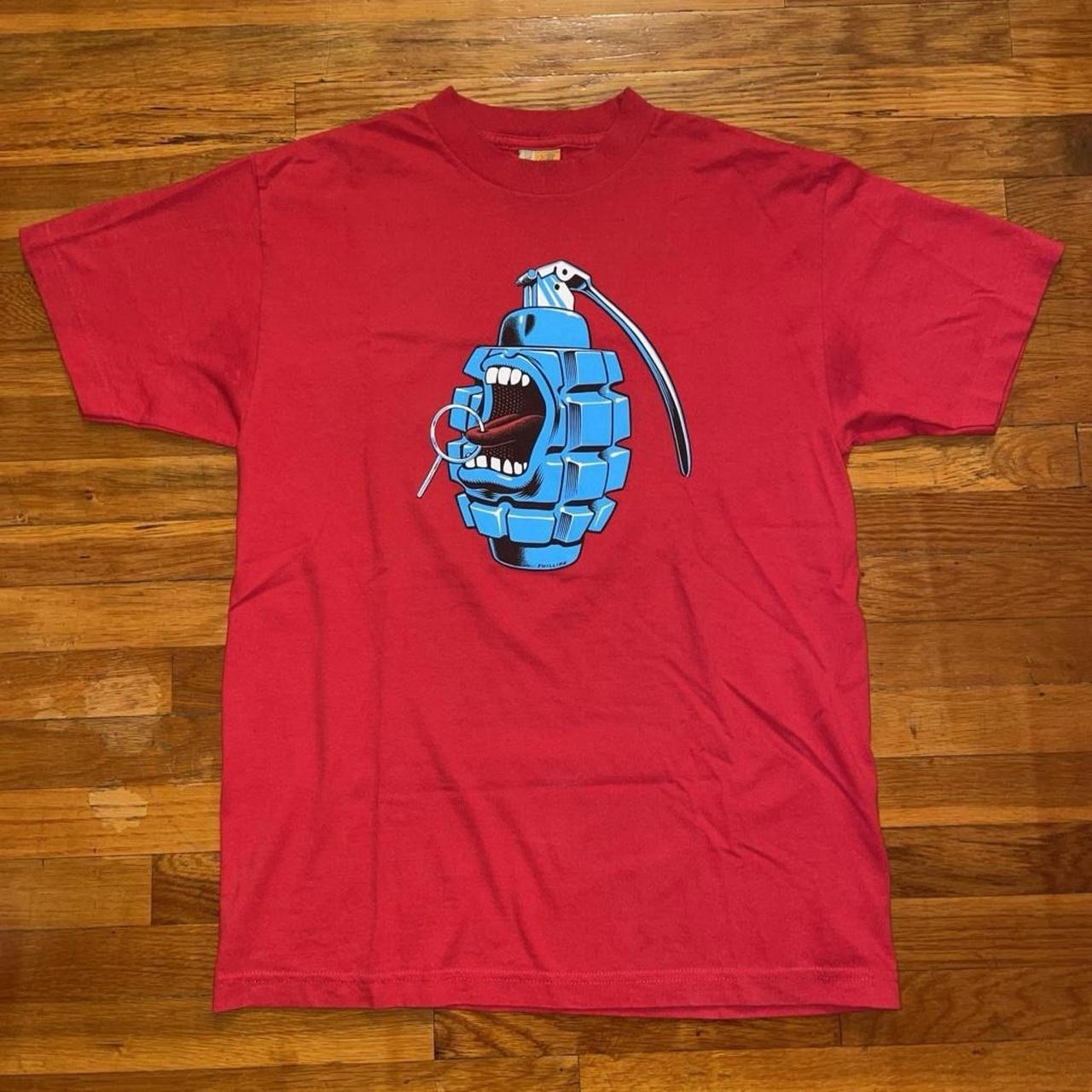 2007 2008 Grenade Santa Cruz Screaming Hand Phillips artist series t shirt 2007 2008 Grenade Santa Cruz Screaming Hand Phillips artist series t shirt