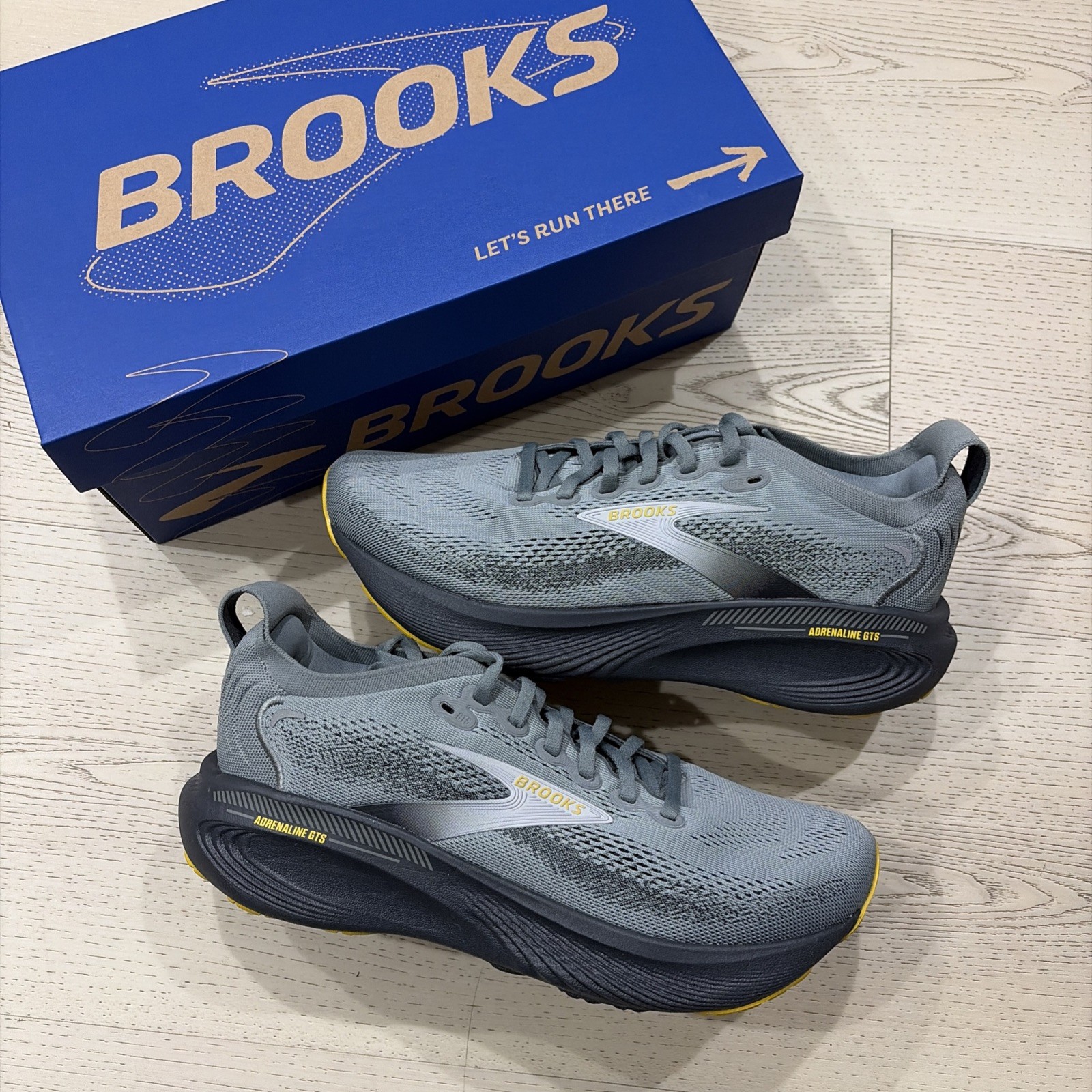 Brooks Running Shoes Men\'s Adrenaline GTS 25 WIDE Primer Grey/Ebony 8.5 MENS Brooks Running Shoes Men\'s Adrenaline GTS 25 WIDE Primer Grey/Ebony 8.5 MENS