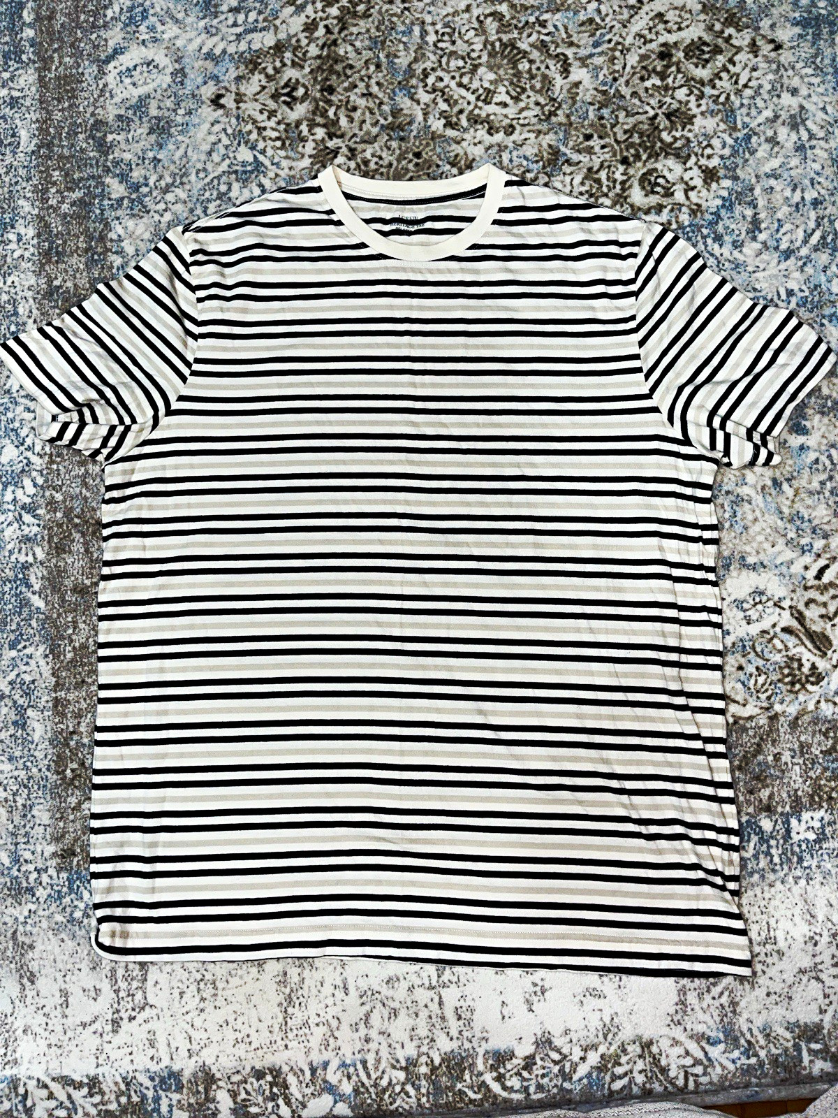 J.Crew Men\'s XL Black/White Striped Heritage Tee Relaxed Crew Neck T-Shirt J.Crew Men\'s XL Black/White Striped Heritage Tee Relaxed Crew Neck T-Shirt