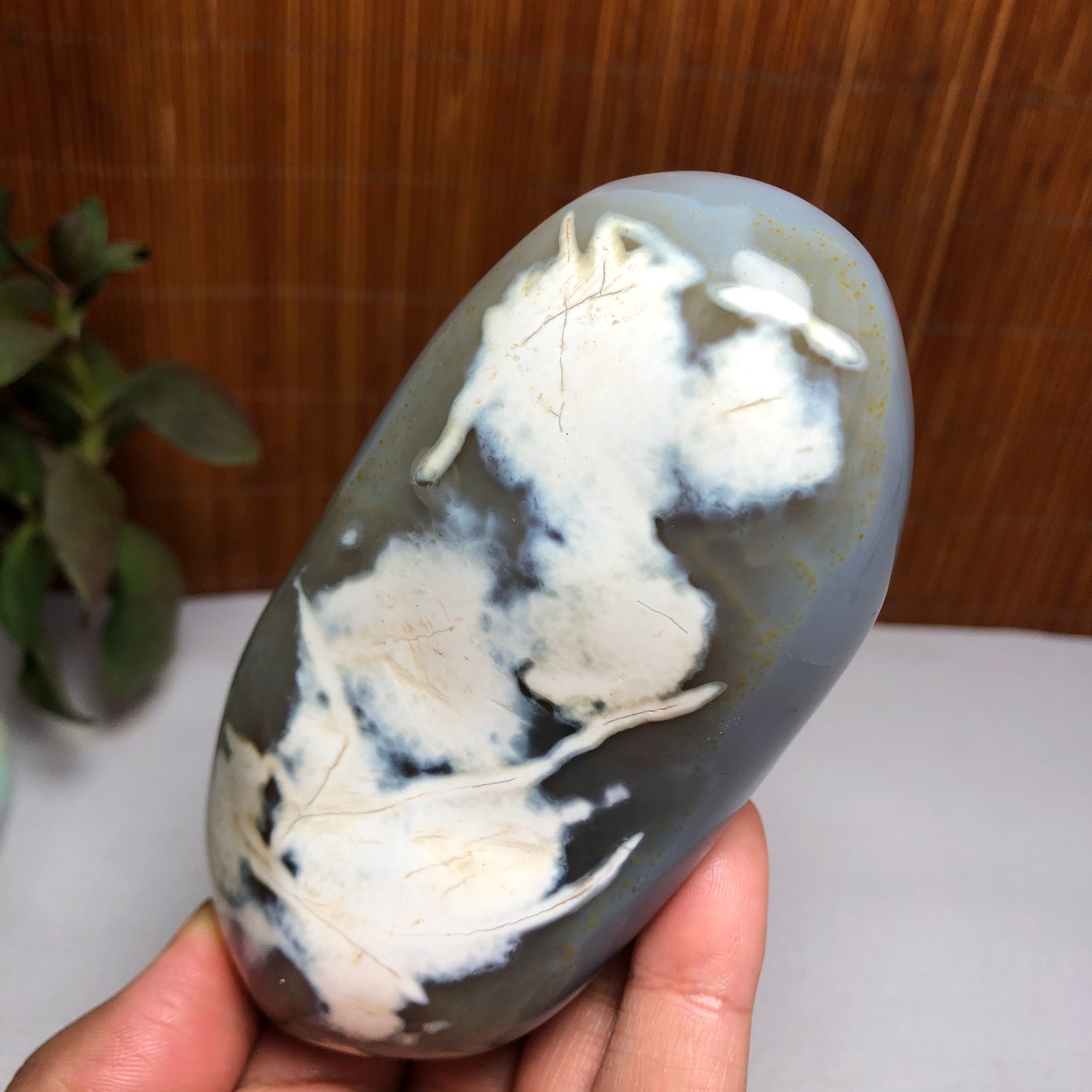 111mm Rare NATURAL pretty agate Hand polishing Crystal specimen 318g A9311