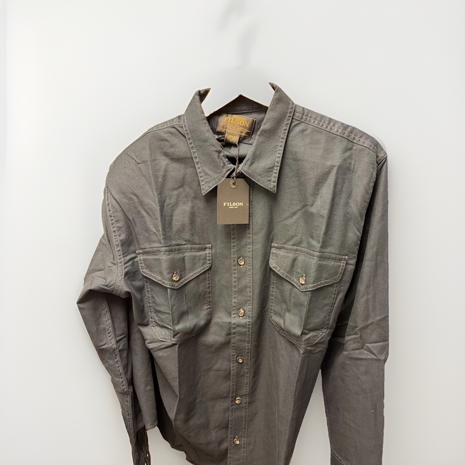 Filson Lightweight Alaskan Guide Shirt - Mens Size Medium - Solid Navy Blue NWT Filson Lightweight Alaskan Guide Shirt - Mens Size Medium - Solid Navy Blue NWT