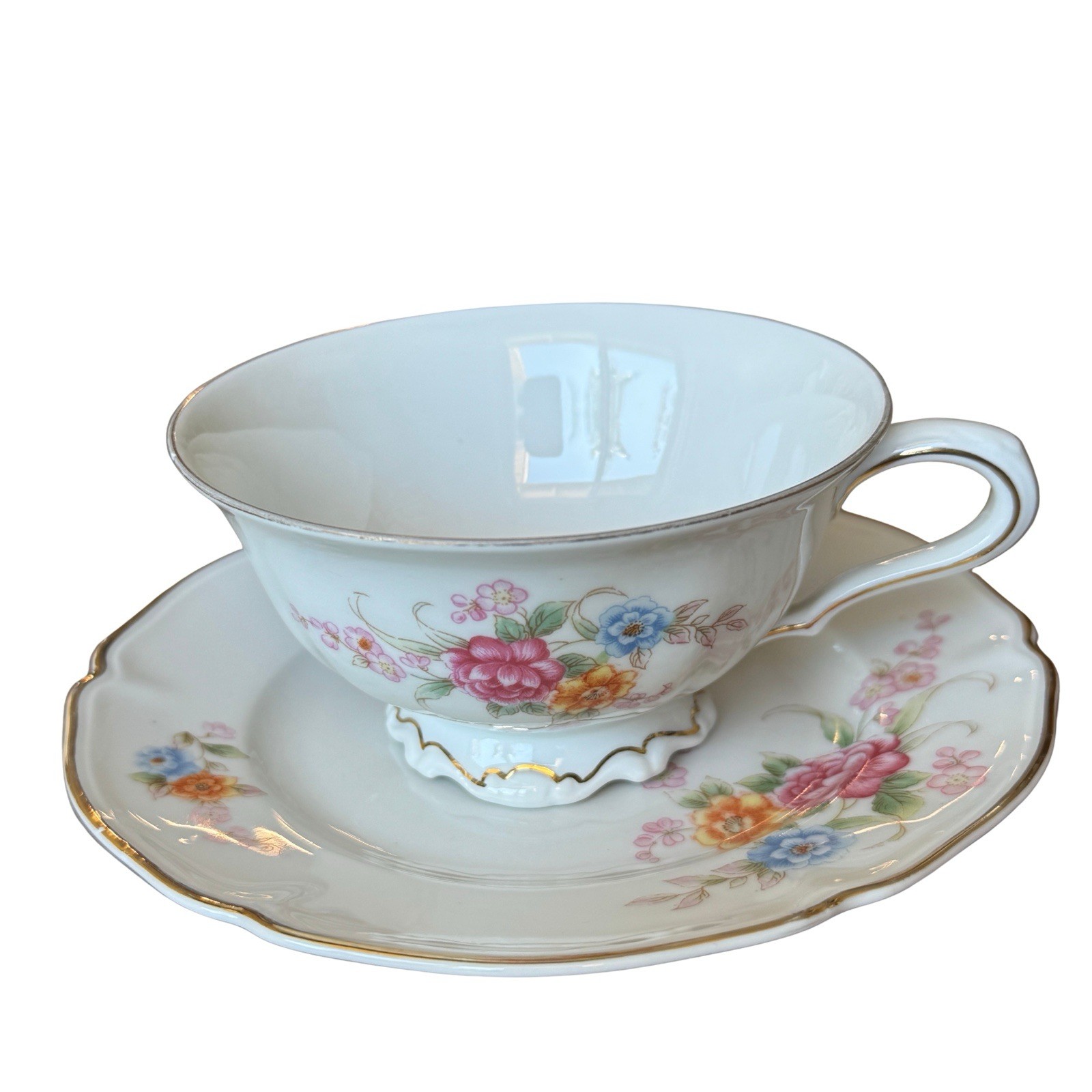 Eaton by HUTSCHENREUTHER Vintage Tea Cup & Saucer Set Bavaria Germany U.S. Zone Eaton by HUTSCHENREUTHER Vintage Tea Cup & Saucer Set Bavaria Germany U.S. Zone