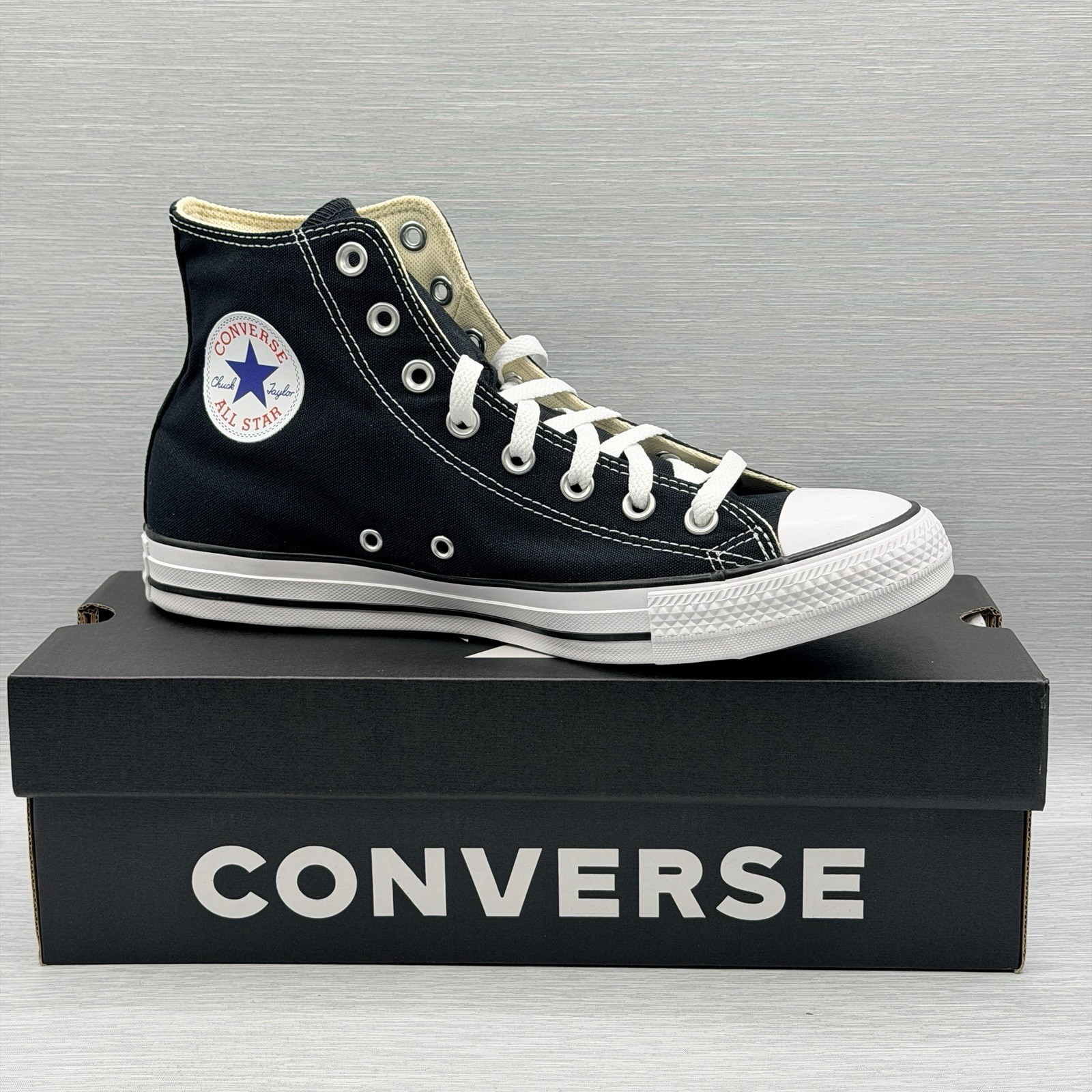 Converse Chuck Taylor All Star Men\'s 9.5 Black High Top Sneakers Women\'s 11.5