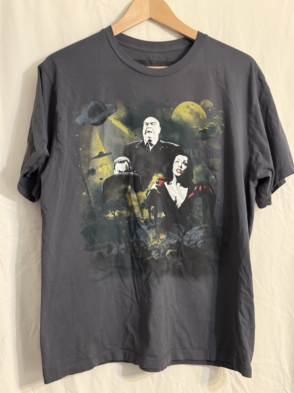 Fright Rags Plan 9 From Outer Space T-Shirt Size L Bela Lugosi Vampira Ed Wood