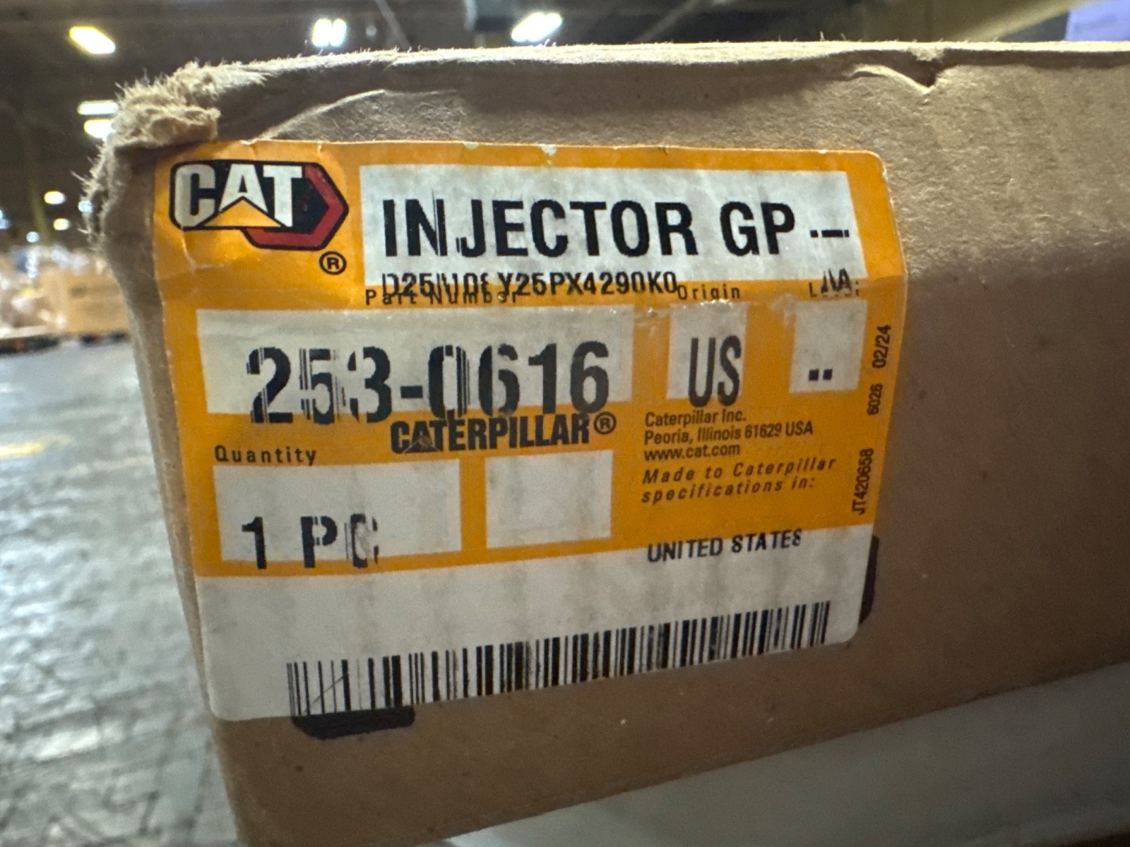 Caterpillar CAT Engine Fuel Injector 253-0616 C15, C18, C27, C32 Caterpillar CAT Engine Fuel Injector 253-0616 C15, C18, C27, C32