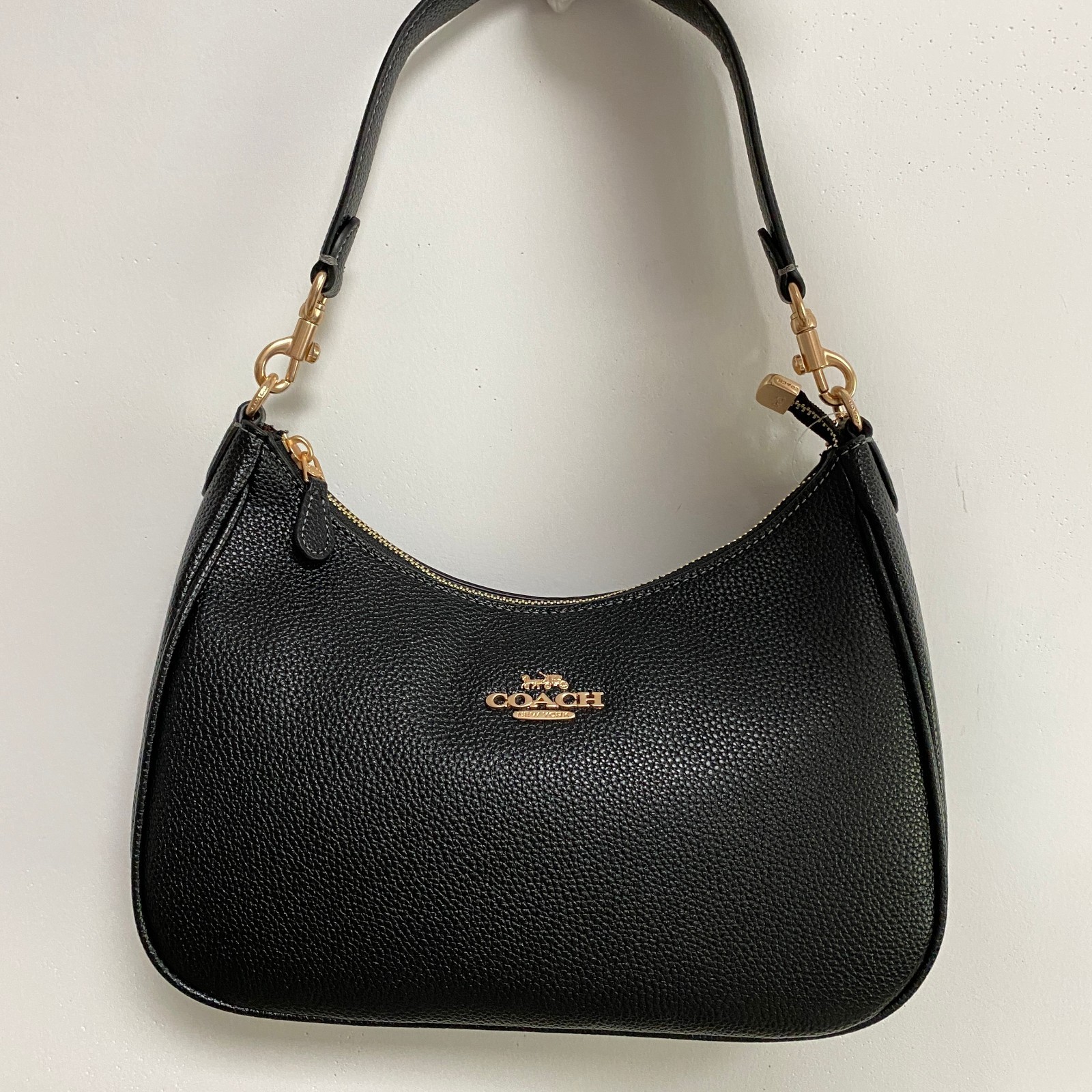 COACH Lori Shoulder Bag Black Pebbled Leather Gold Hardware Style CJ517 Freeship COACH Lori Shoulder Bag Black Pebbled Leather Gold Hardware Style CJ517 Freeship