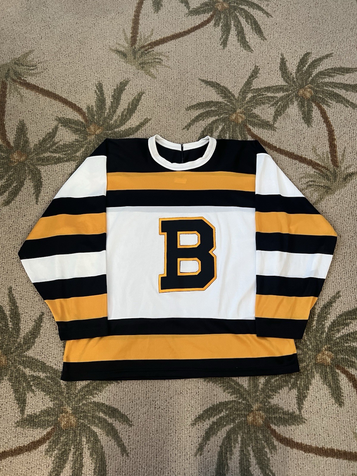 Vintage 1991-92 Boston Bruins Turn Back The Clock Jersey