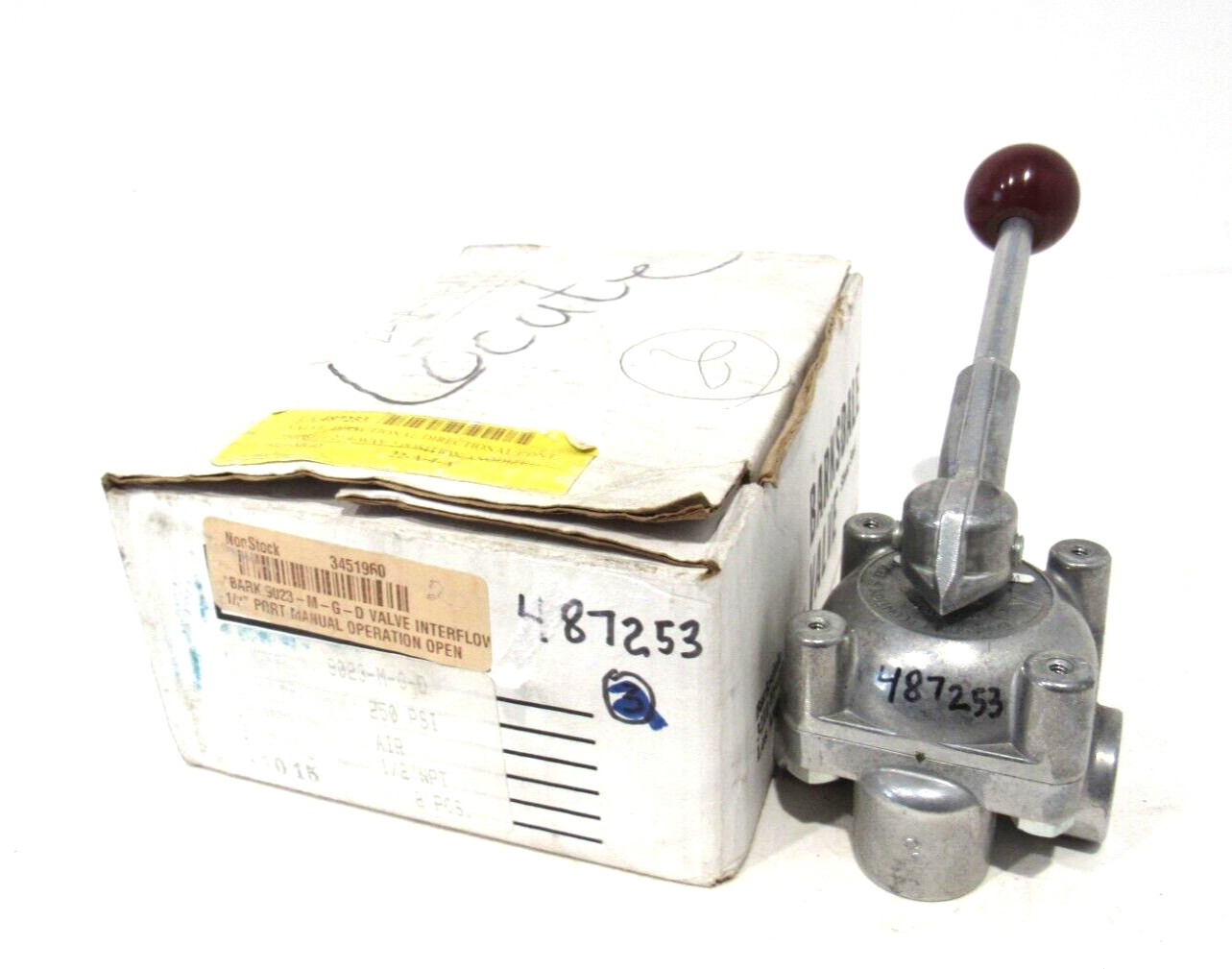 NEW BARKSDALE 9023-M-G-D VALVE 9023MGD NEW BARKSDALE 9023-M-G-D VALVE 9023MGD