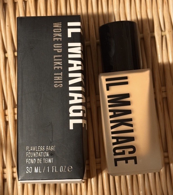 Il Makiage Foundation Woke Up Like This Foundation shade 130