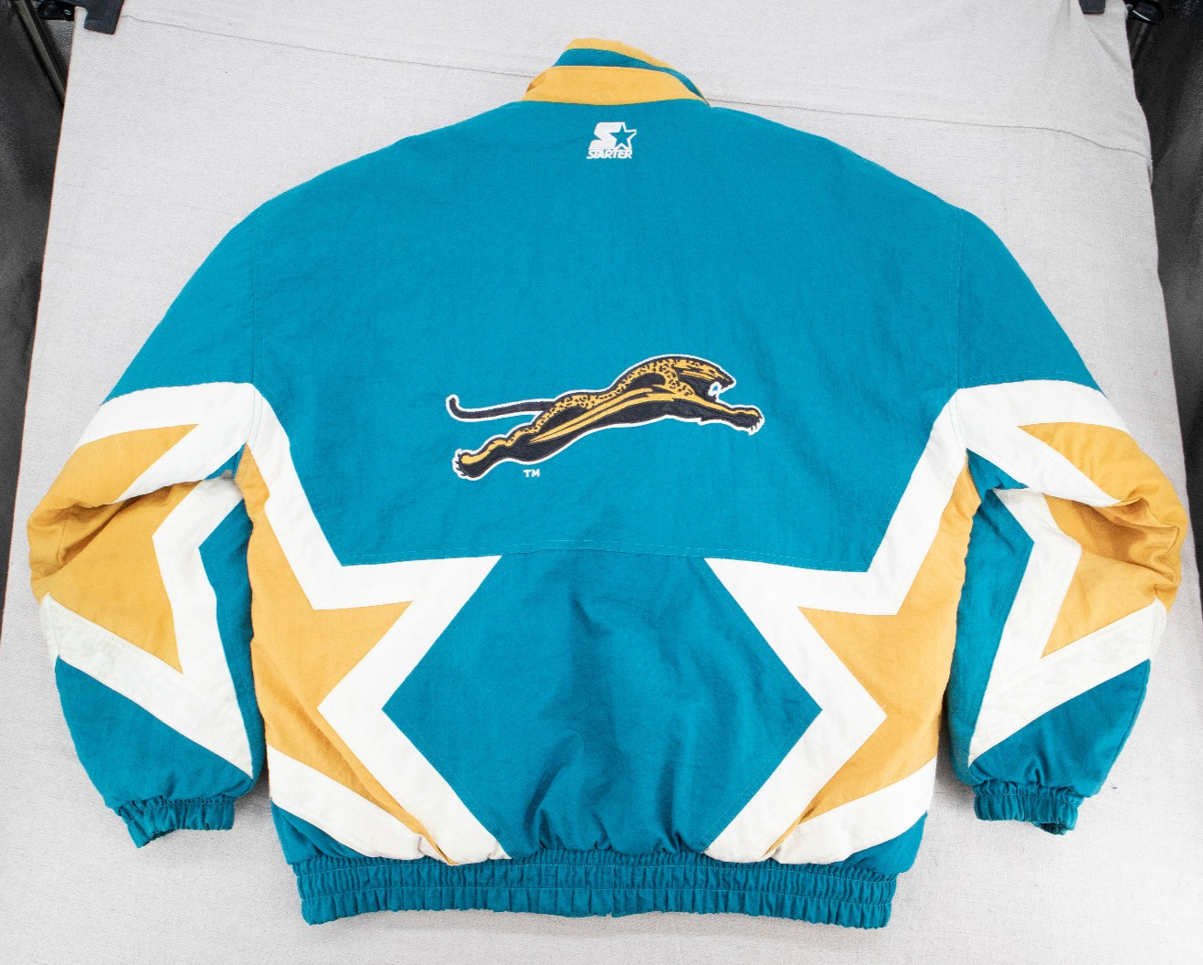 VTG RARE JACKSONVILLE JAGUARS BANNED STARTER JACKET Star Pattern Size XL