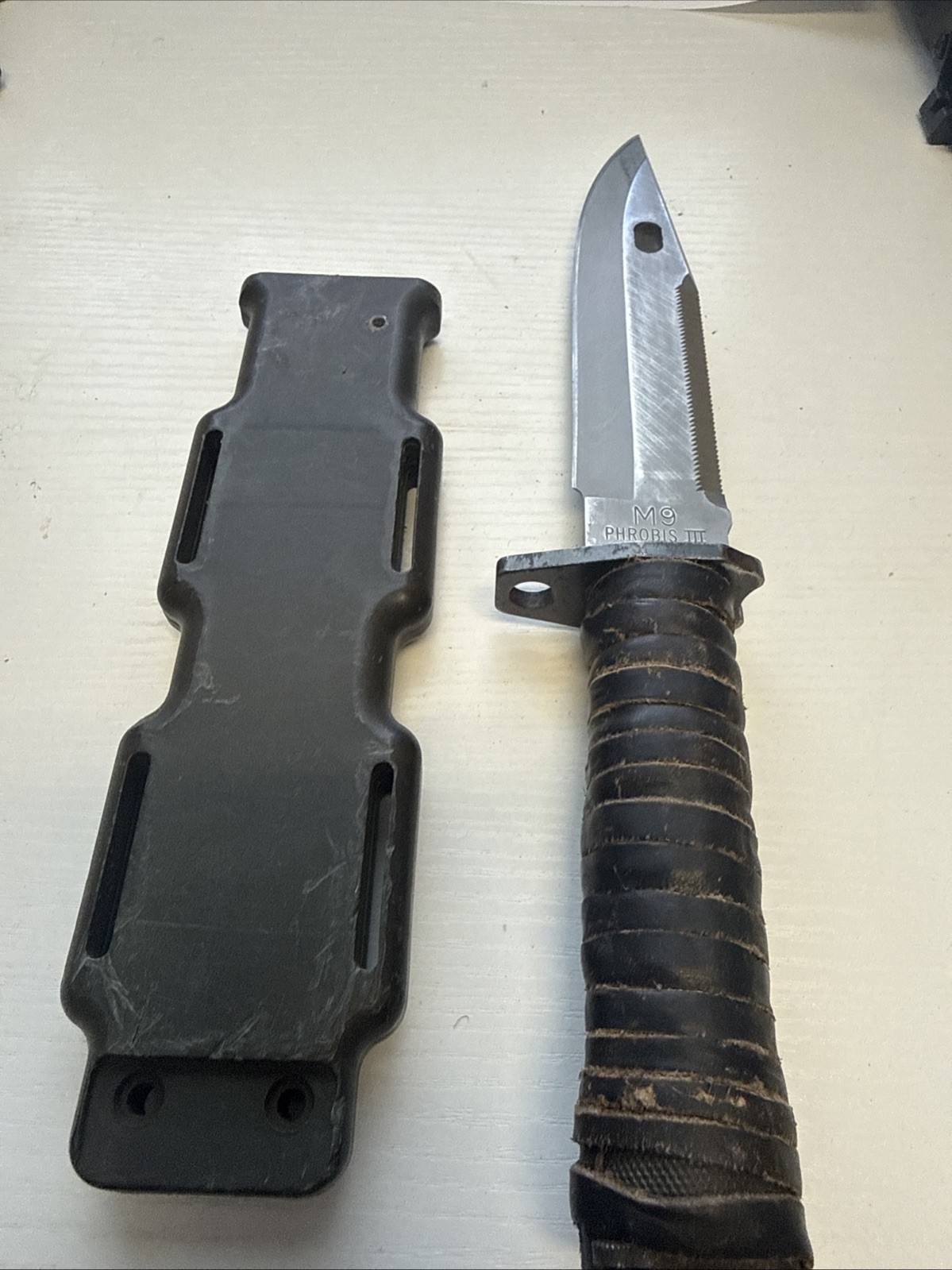 Genuine USGI Phrobis III M9 Bayonet with Scabbard (Pat. Pend.) Early Military... Genuine USGI Phrobis III M9 Bayonet with Scabbard (Pat. Pend.) Early Military...
