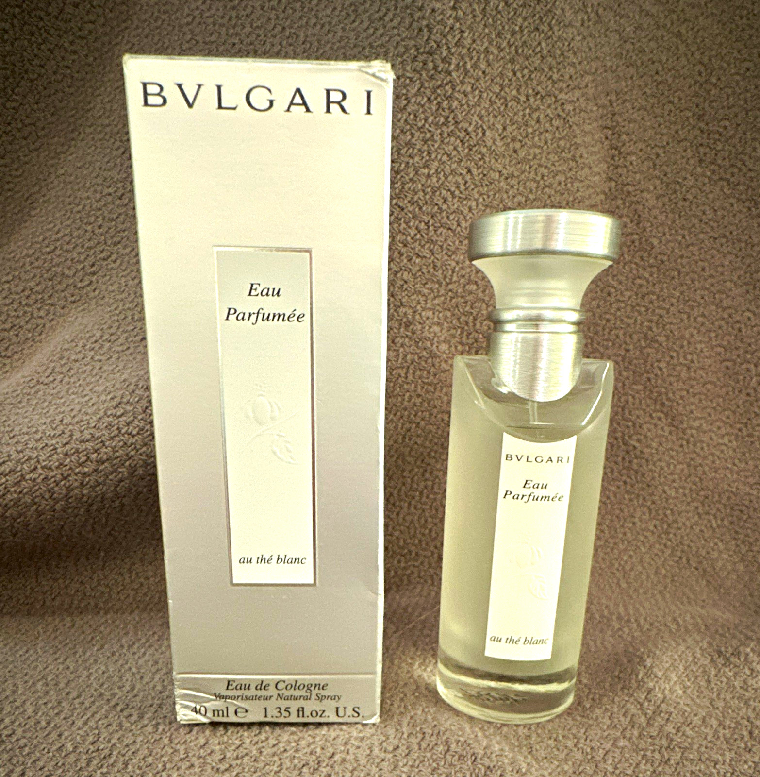 Bvlgari Eau Parfumée au thé blanc Eau de Cologne Spray, Regular 1.35 fl oz Bvlgari Eau Parfumée au thé blanc Eau de Cologne Spray, Regular 1.35 fl oz