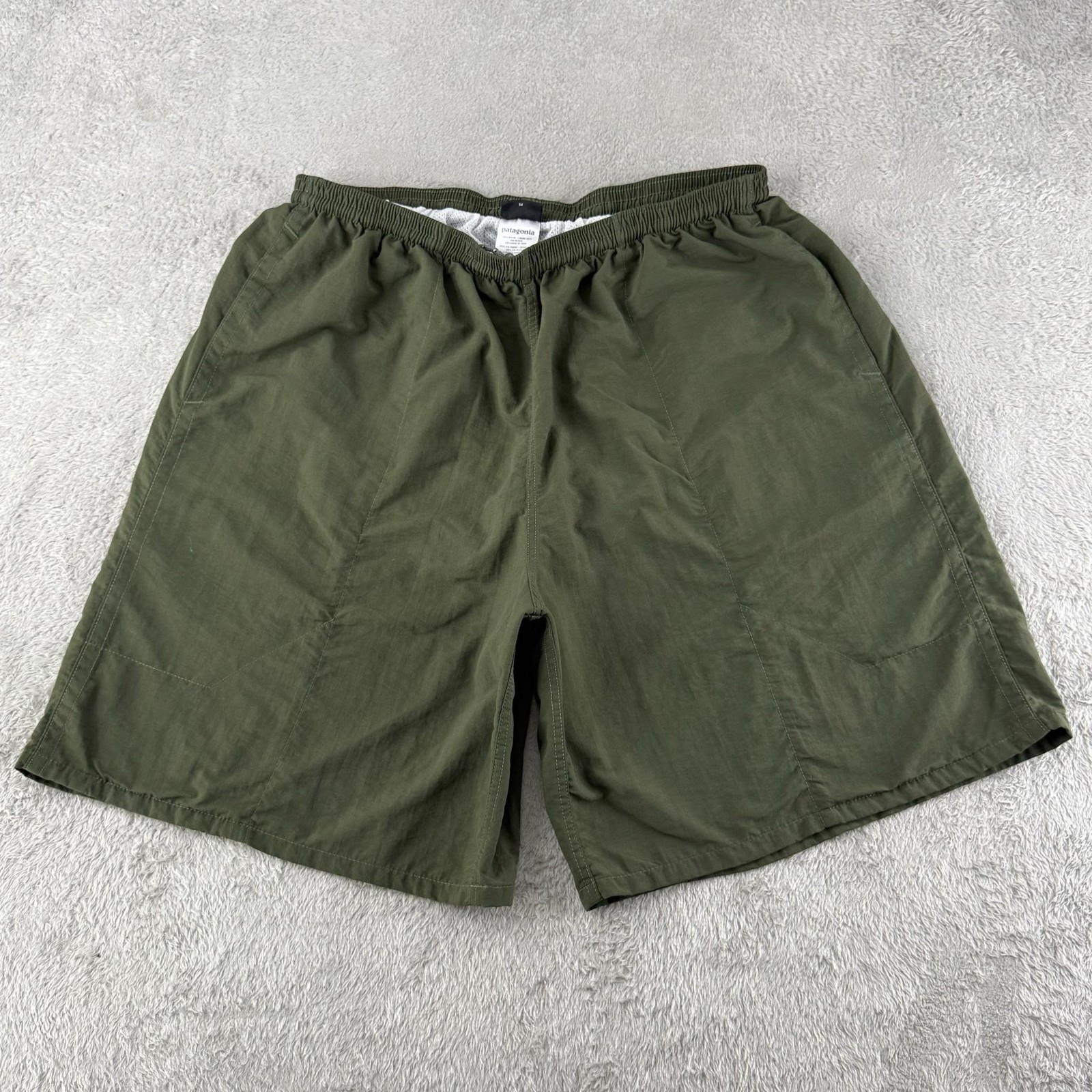 Patagonia Shorts Mens Large Green Baggies Long Nylon Mesh Lined Swim Trunks