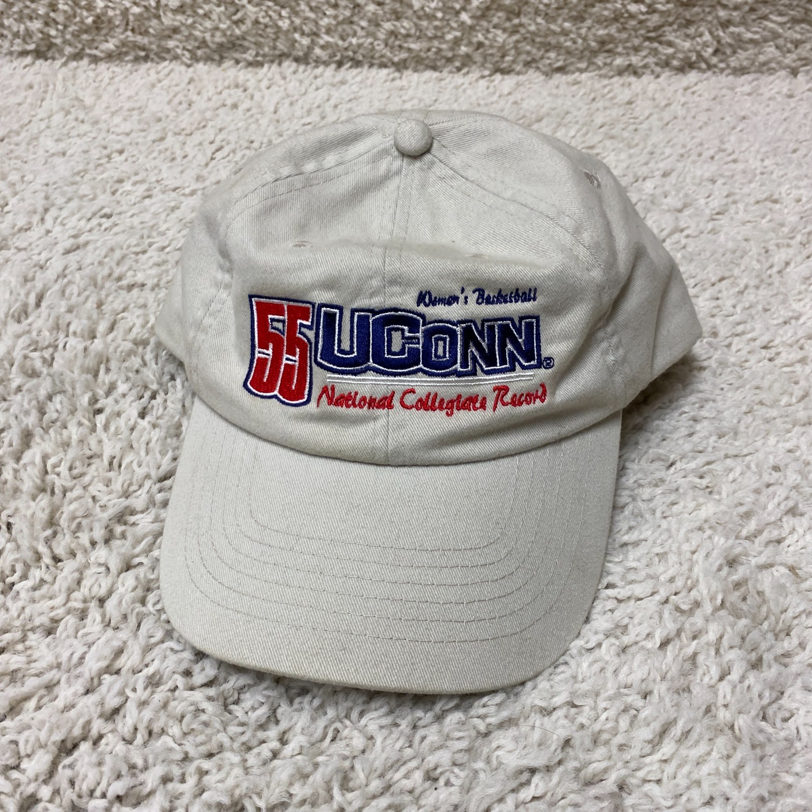 VTG UConn Huskies Hat Strapback Beige Tan Blue University Connecticut NCAA Mens