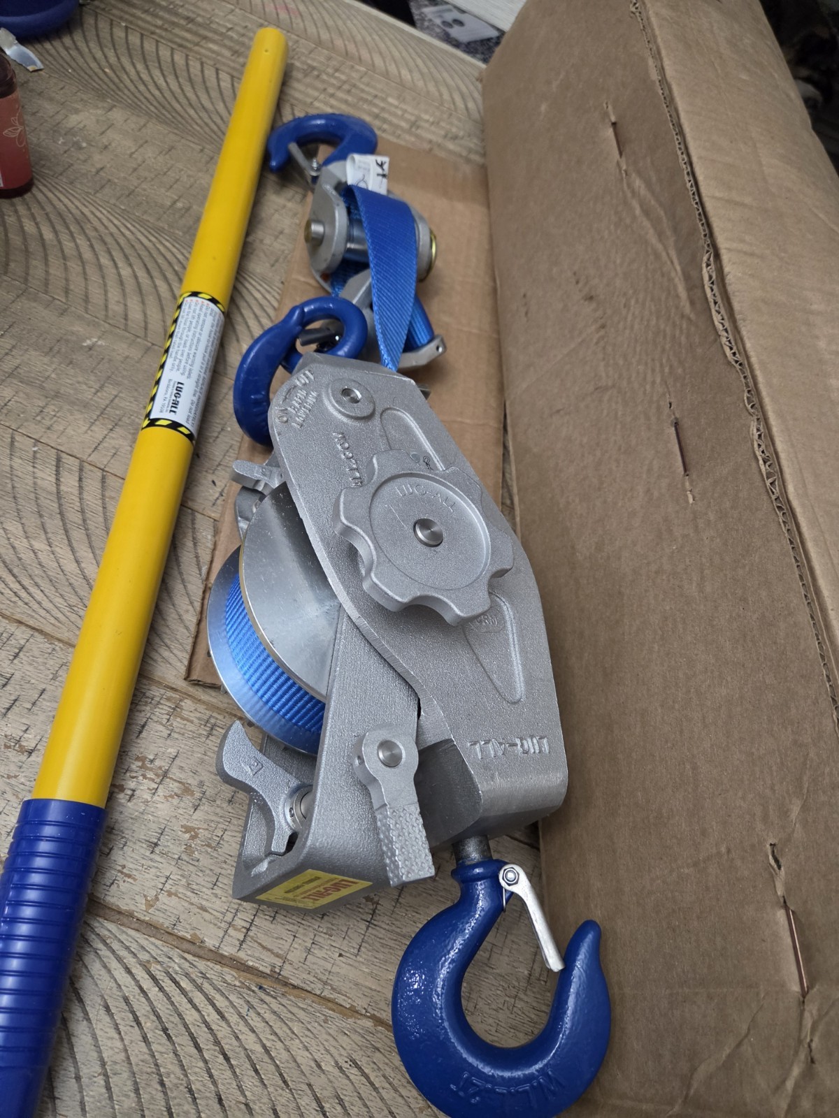 Lug-All 4-A 2 Ton Industrial Ratchet Winch Hoist Lug-All 4-A 2 Ton Industrial Ratchet Winch Hoist