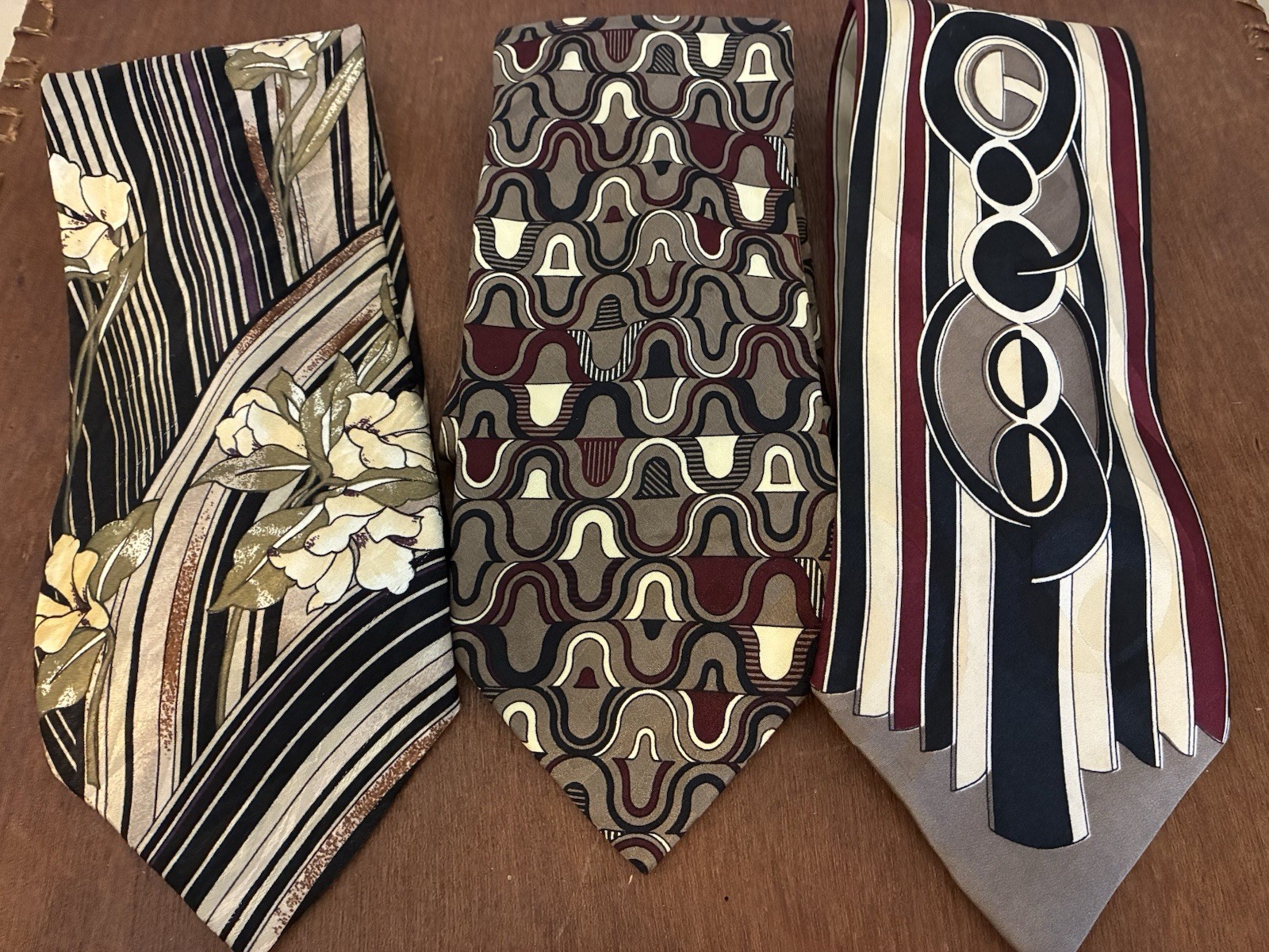 3 VTG Bachrach Men’s Silk Ties Made Italy USA Retro Abstract Floral Geometric