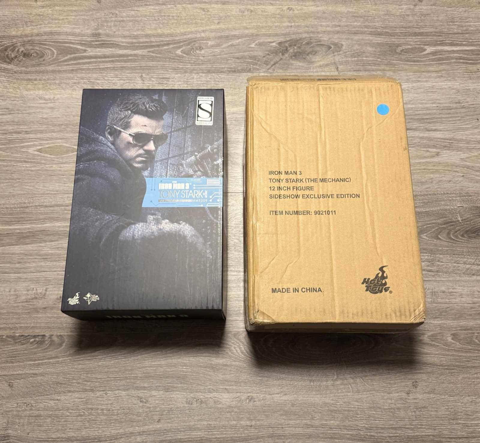 Hot Toys Iron Man 3 Tony Stark The Mechanic 1/6th Scale Figure MMS209 Shipper