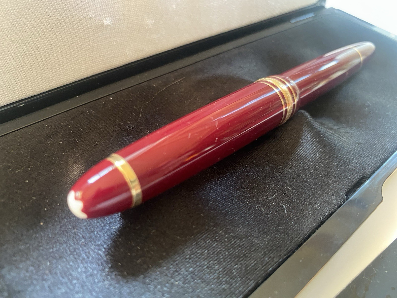 Montblanc Meisterstück Le Grand 162R Rollerball Burgundy 11403 near mint in box