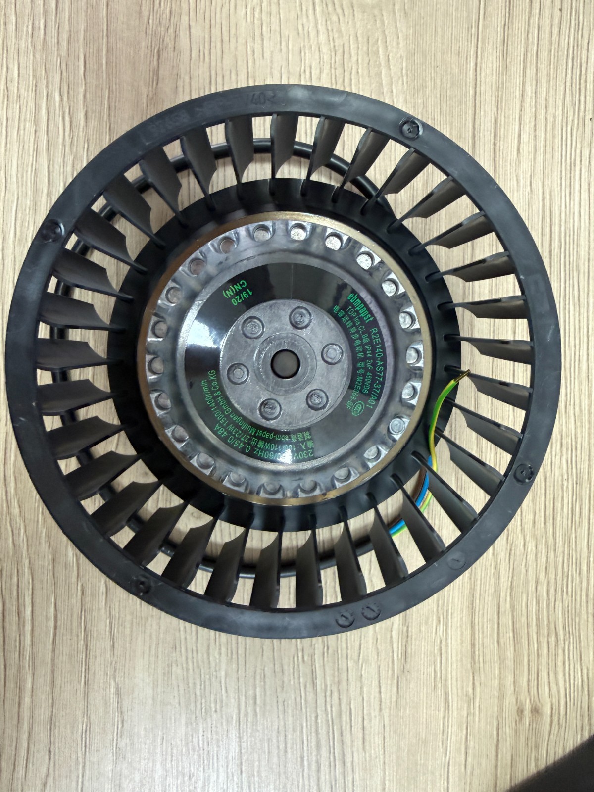 1PCS New Ebmpapst R2E140-AS77-37/A01 230VAC 110W Cooling Fan Fast Shipping