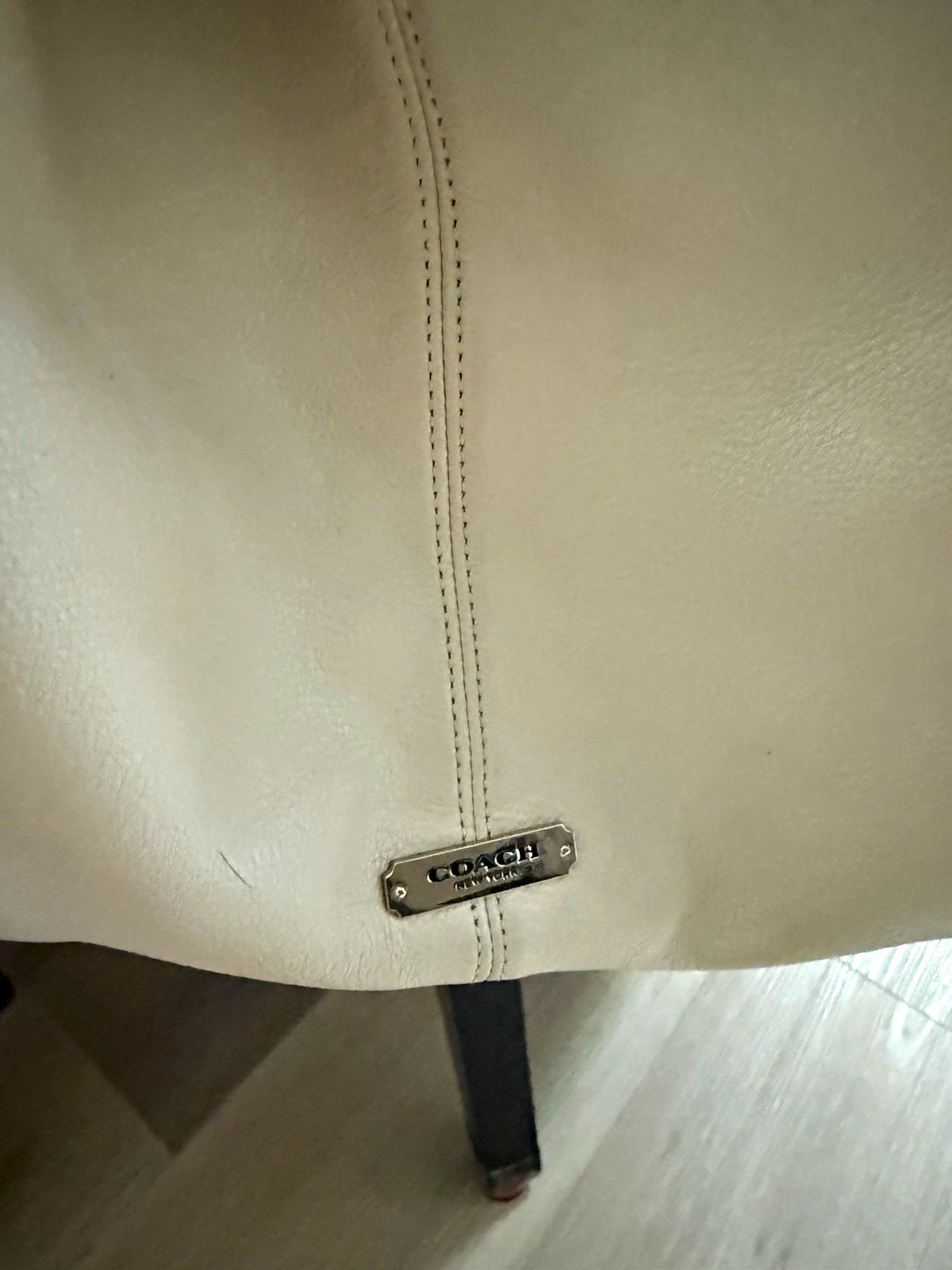 COACH Avery Pebbled Leather Hobo Bag Ivory Bone White Tassel Shoulder Purse 