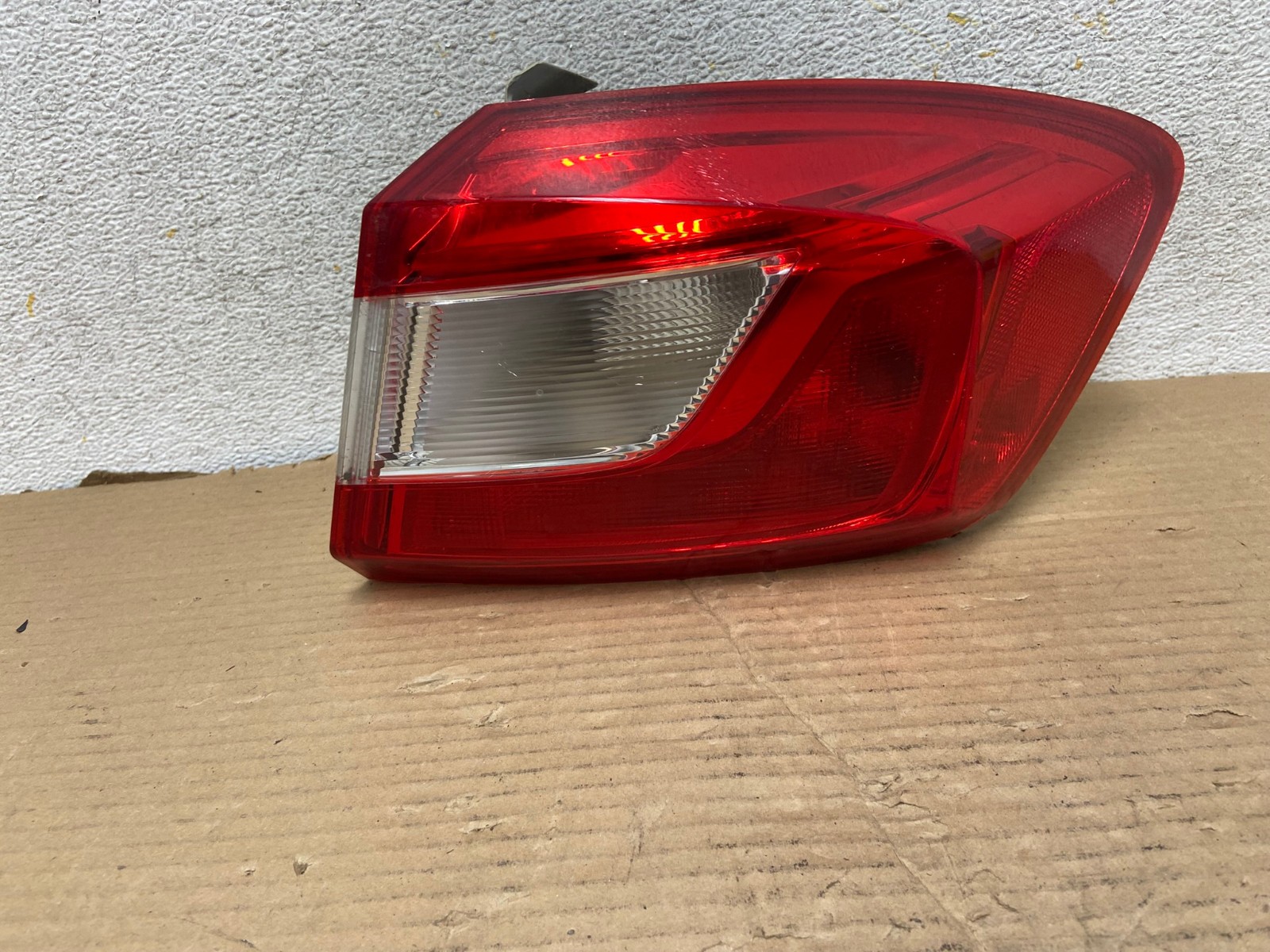 2016 2017 2018 Chevrolet Cruze Right Passinger RH Tail Light Oem AH2516 LK